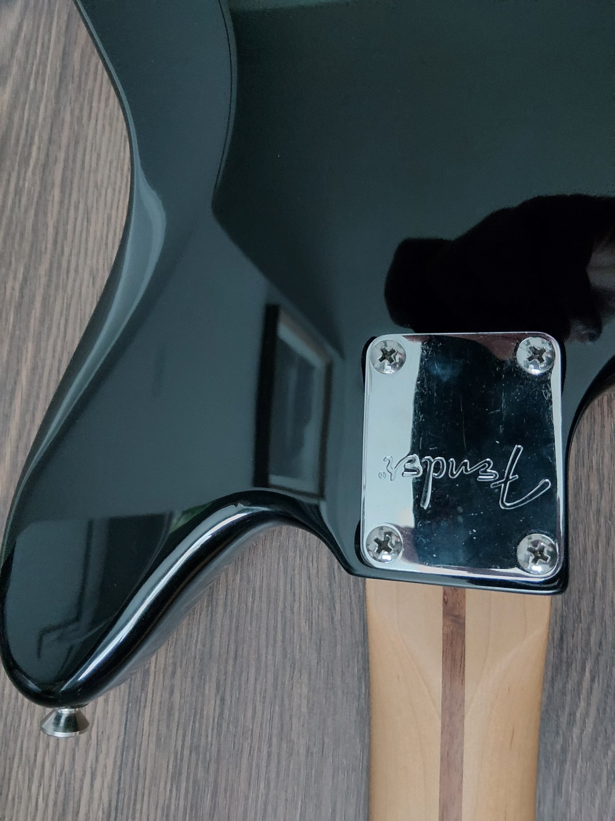 Fender Jaguar – Vintage Style With Pau Ferro Neck – Made In Mexio