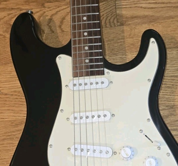 Carlson Solid Paulownia Body Ultra Lightweight Electric Guitar SG-1 TBK Black