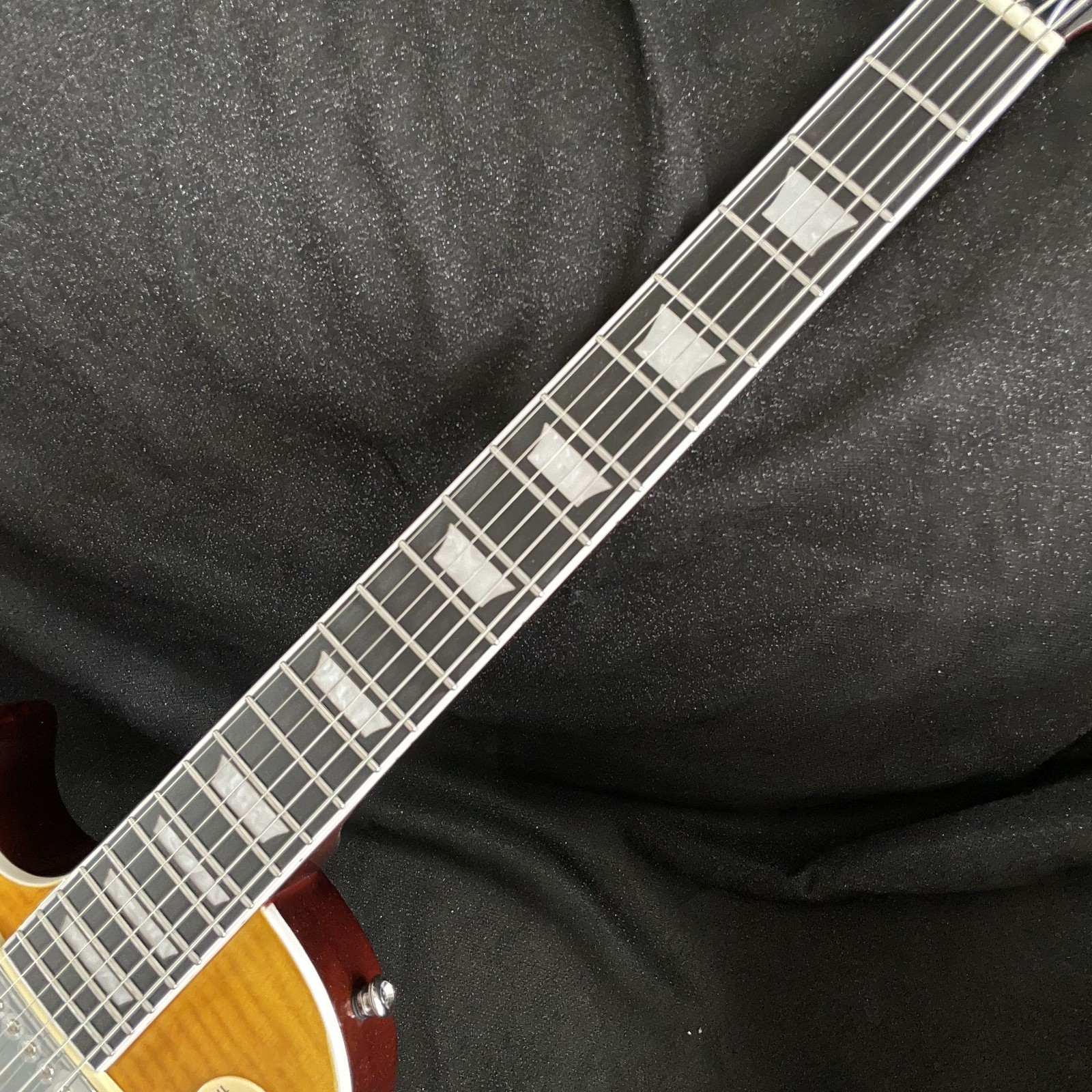 Left-handed Standard Electric Guitar Solid Mahogany Body fast ship Flamed veneer