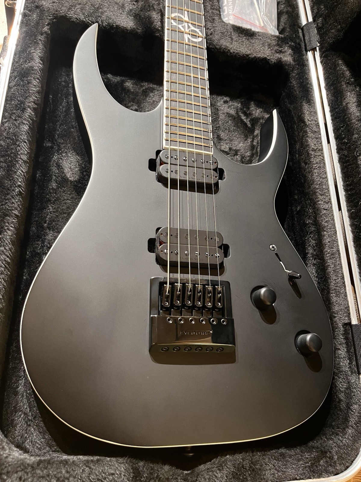 Solar S1.6C+ – Carbon Matte Black Electric Guitar – Evertune Bridge – With Case