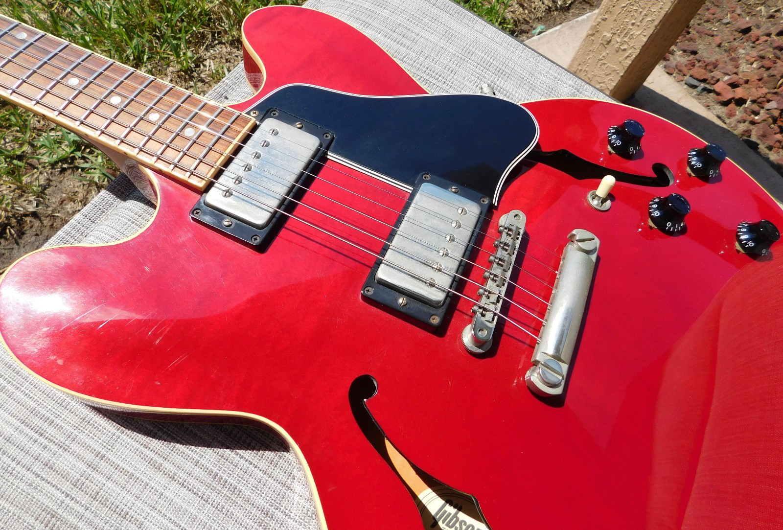 Gibson ES-335 Dot Reissue Semi-Hollow Electric Guitar Cherry 1995