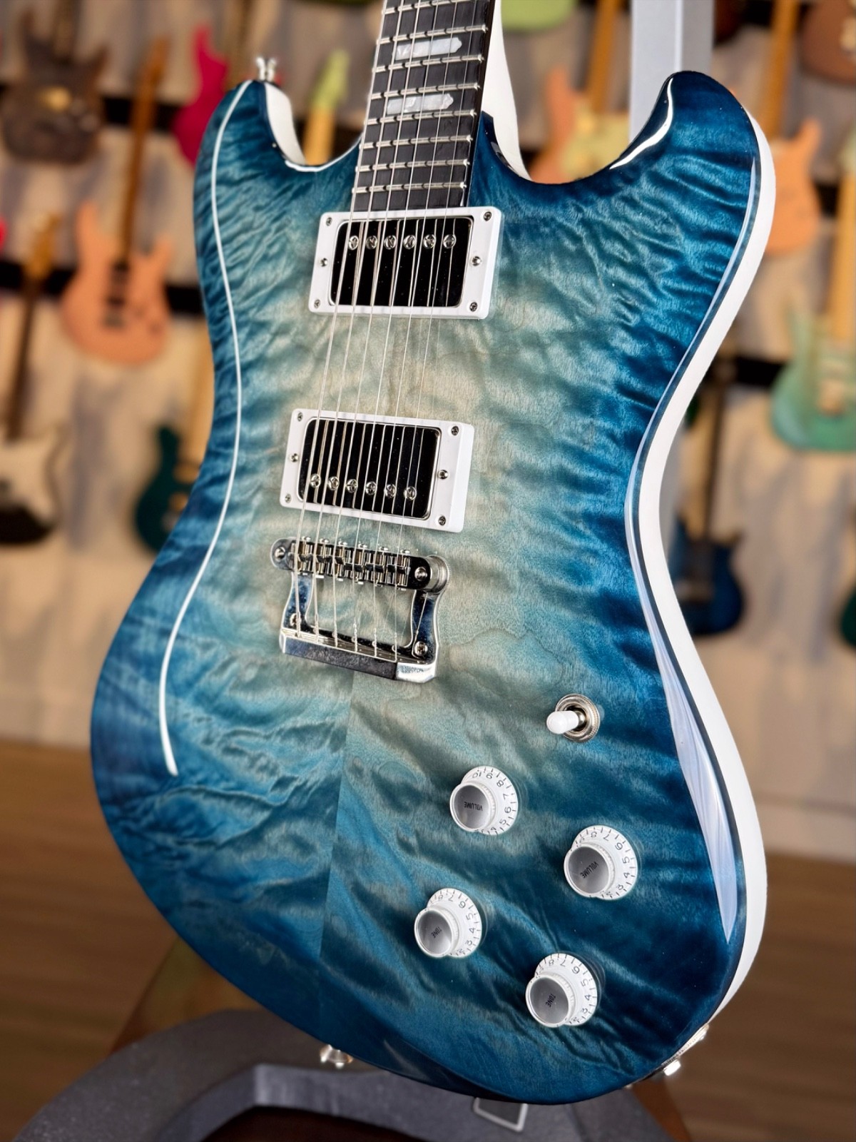 Knaggs Honga T2 – Polar Burst Custom Shop Boutique SG