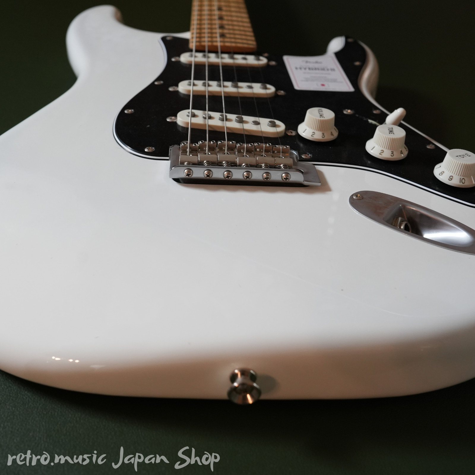 Fender Made in Japan Hybrid II Stratocaster Maple Arctic White Electric Guitar