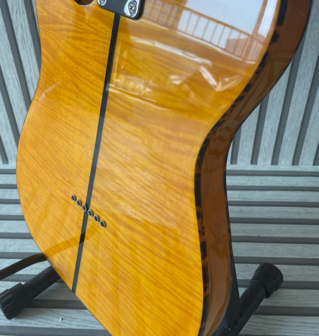 Amber Yellow Flame Maple Top Electric Guitar Leopard Pattern Pickguard Dual Red