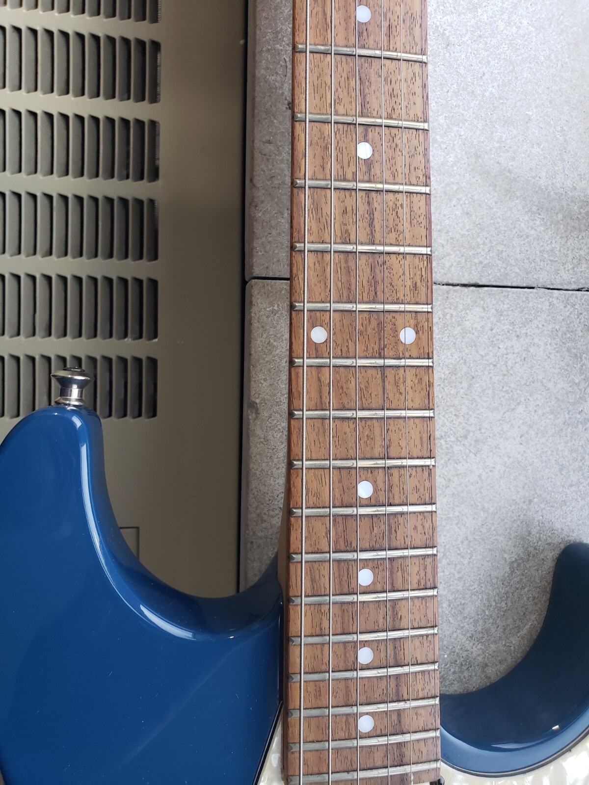 Electric Guitar Discovery Series Floyd Rose FR Blue 80% Frets in good condition.