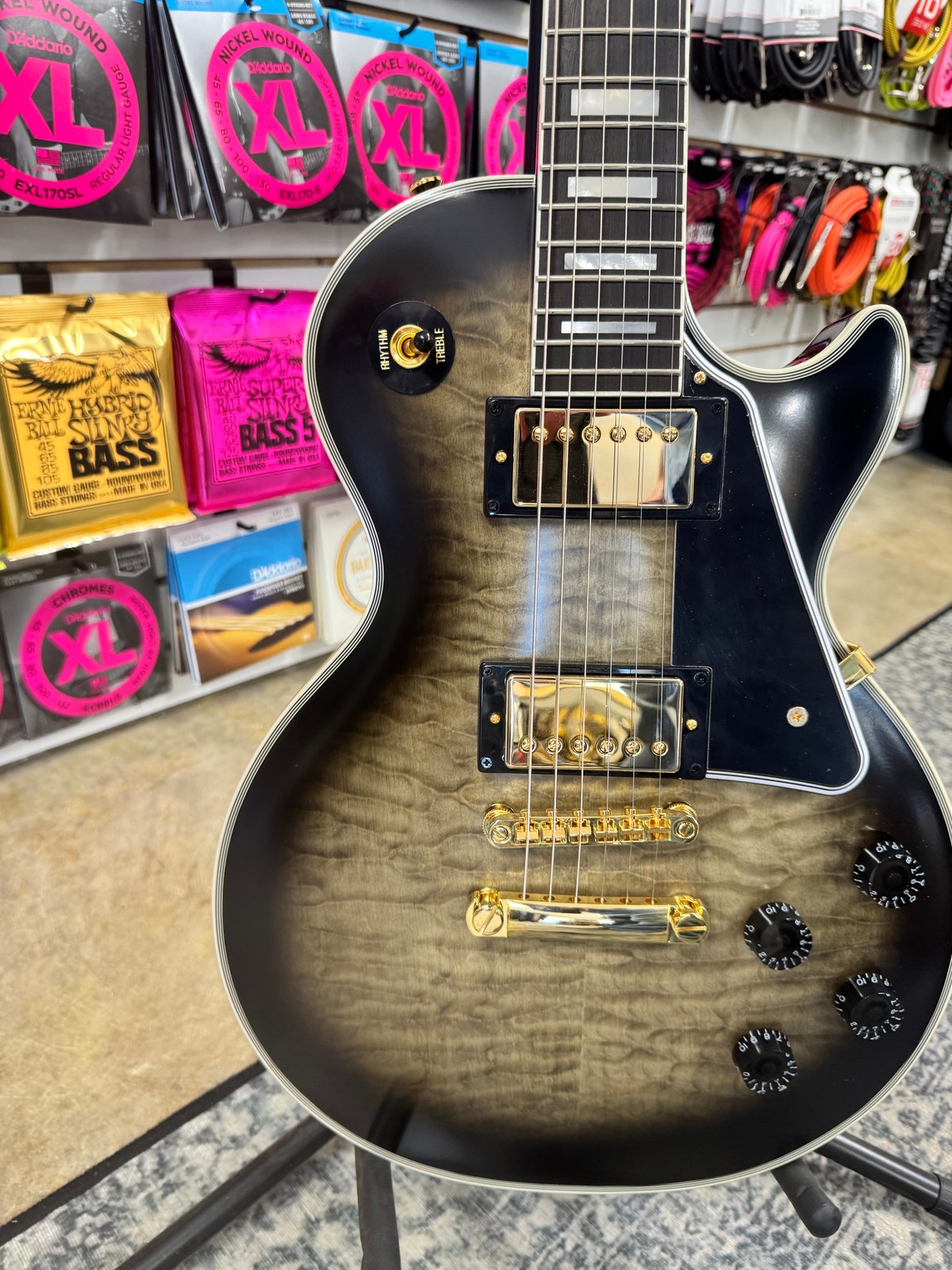 Epiphone Inspired by Gibson Custom Les Paul Custom Quilt – Cobra Burst