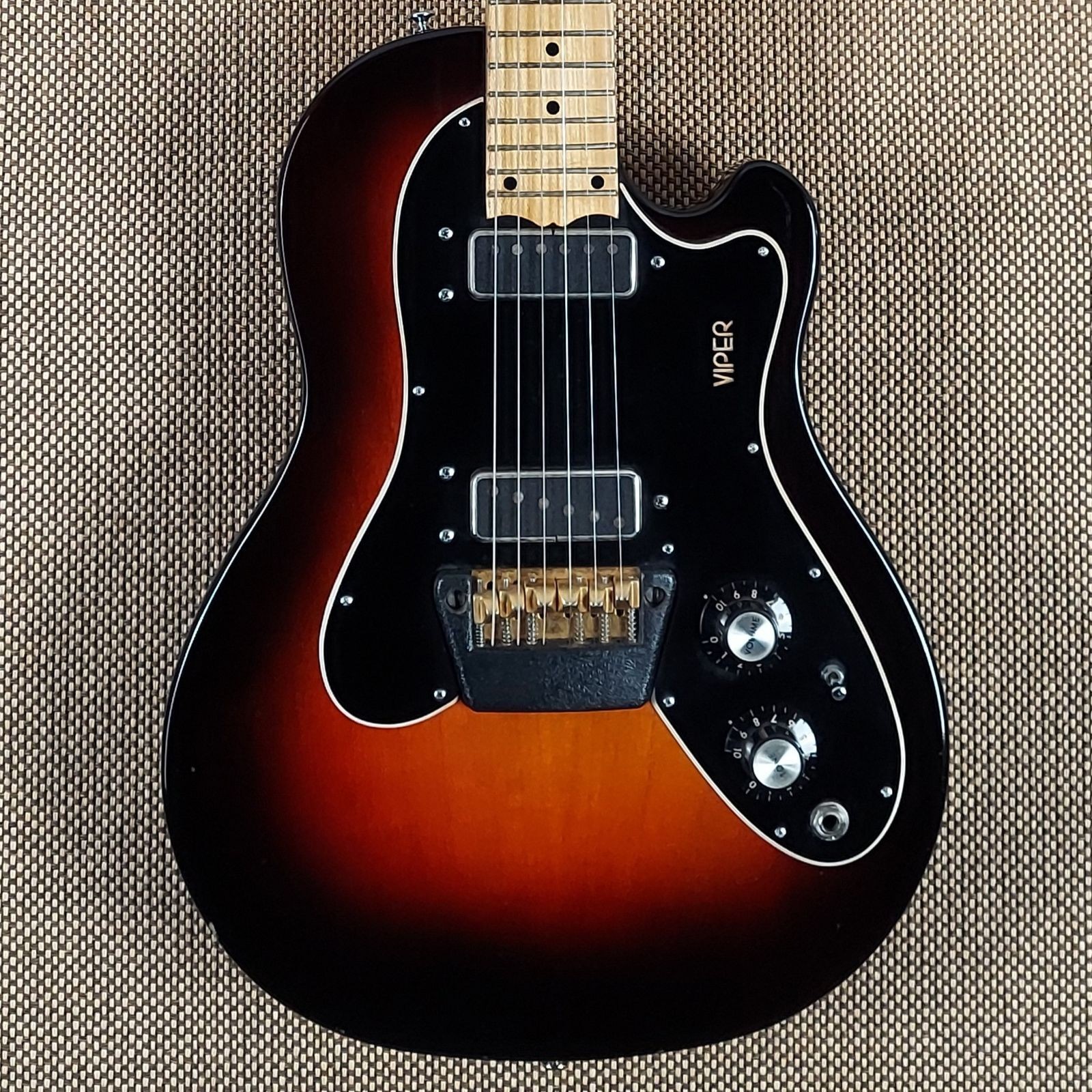 1970’s Ovation Viper Unique Guitar Great Feeling Neck! (67)
