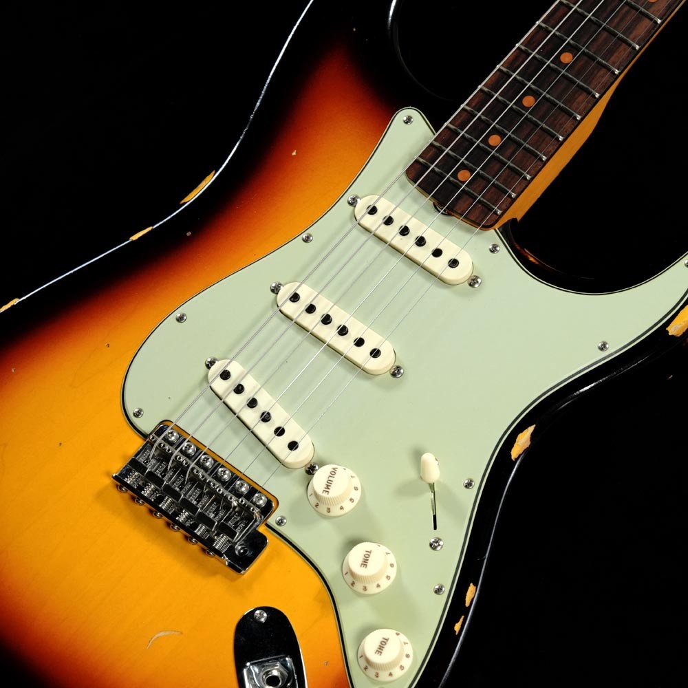 Fender Custom Shop Late 1962 Stratocaster Relic 3-Color Sunburst [CS569076]