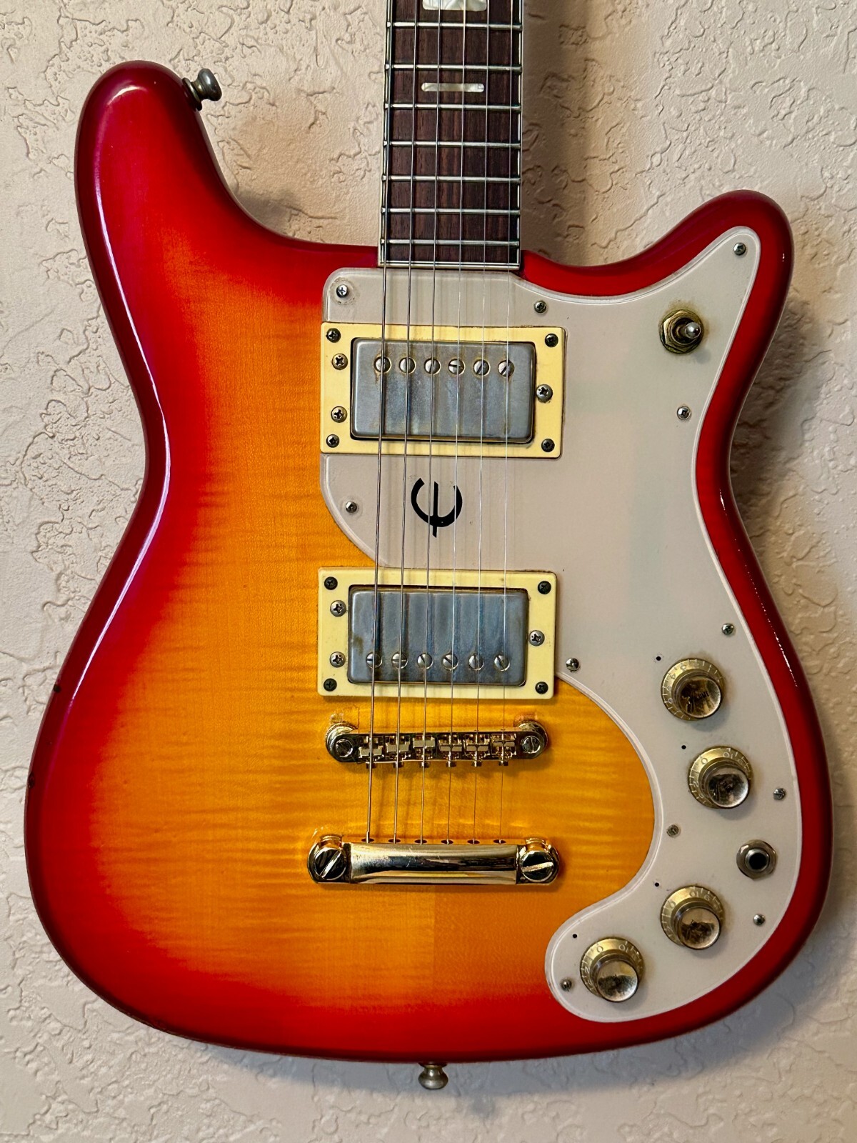 1970 Epiphone WILSHIRE Flame Thru Body!