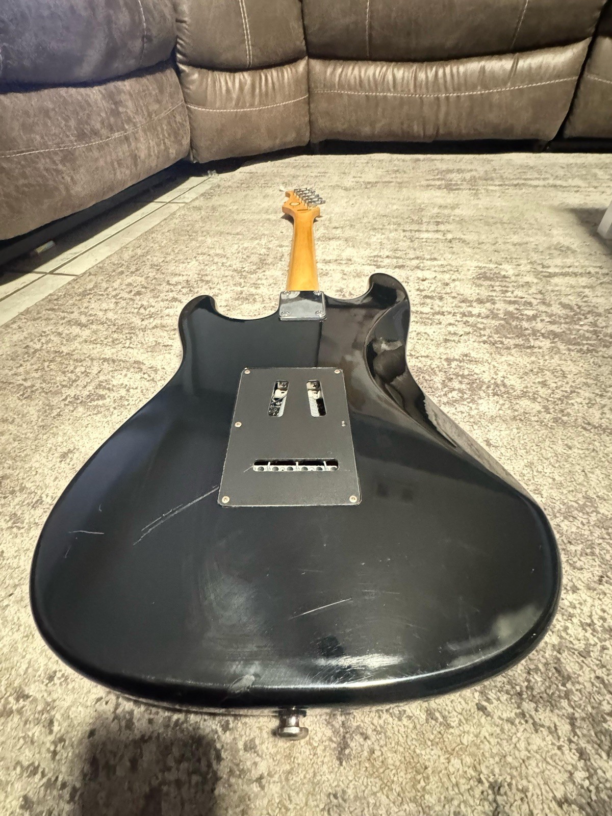 Silvertone SS11 Electric Guitar