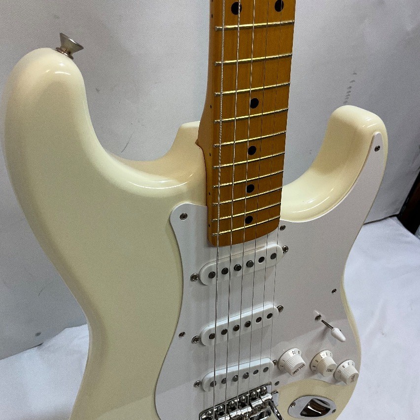 Fender Japn ST57-650 Used 1989-1990 Maple fingerboard w/Hard case