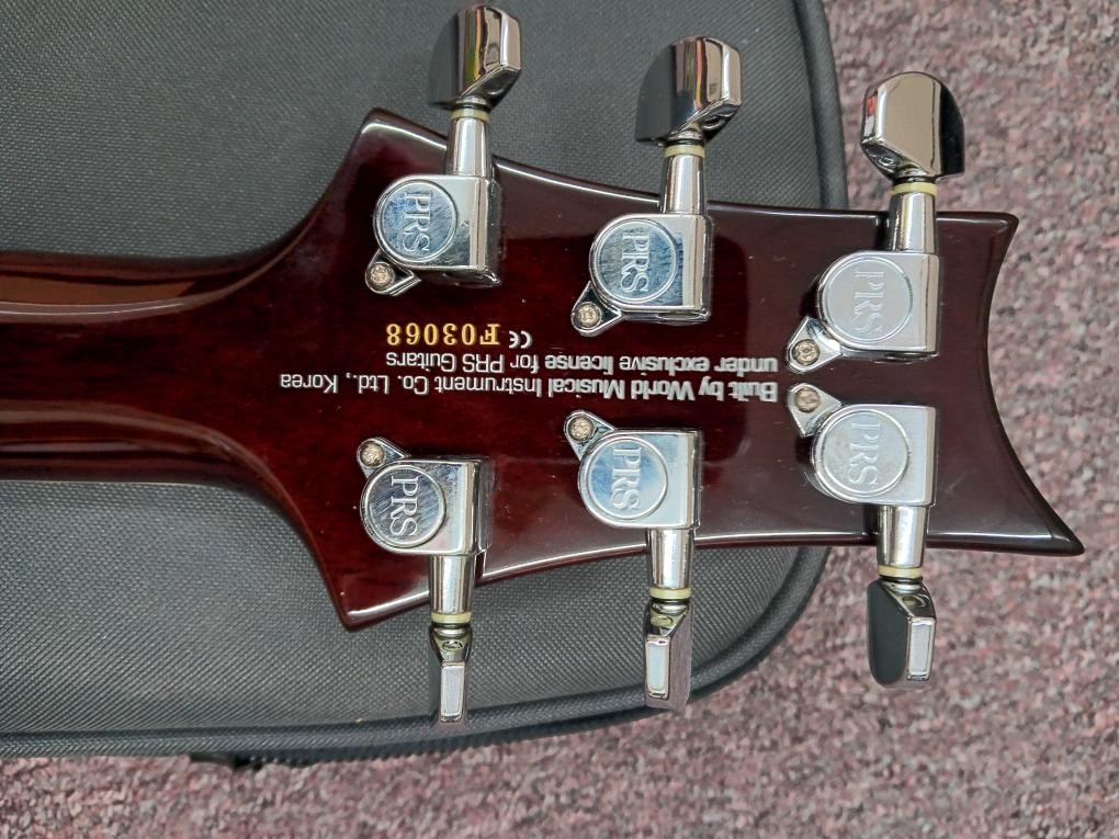 PAUL REED SMITH ELECTRIC GUITAR – PRS SE SANTANA (B07037340)