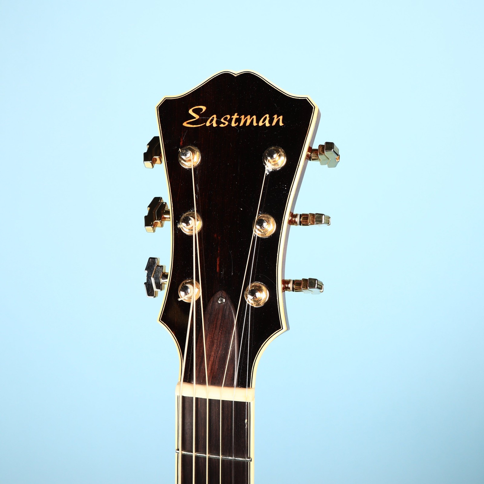 2005 Eastman AR805CE Classic Archtop Guitar