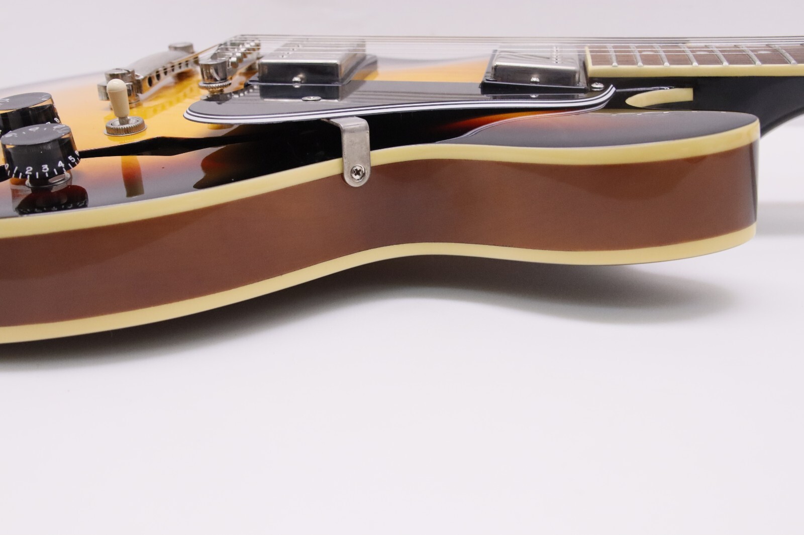 Epiphone ES-339 Semi-hollowbody Vintage Sunburst