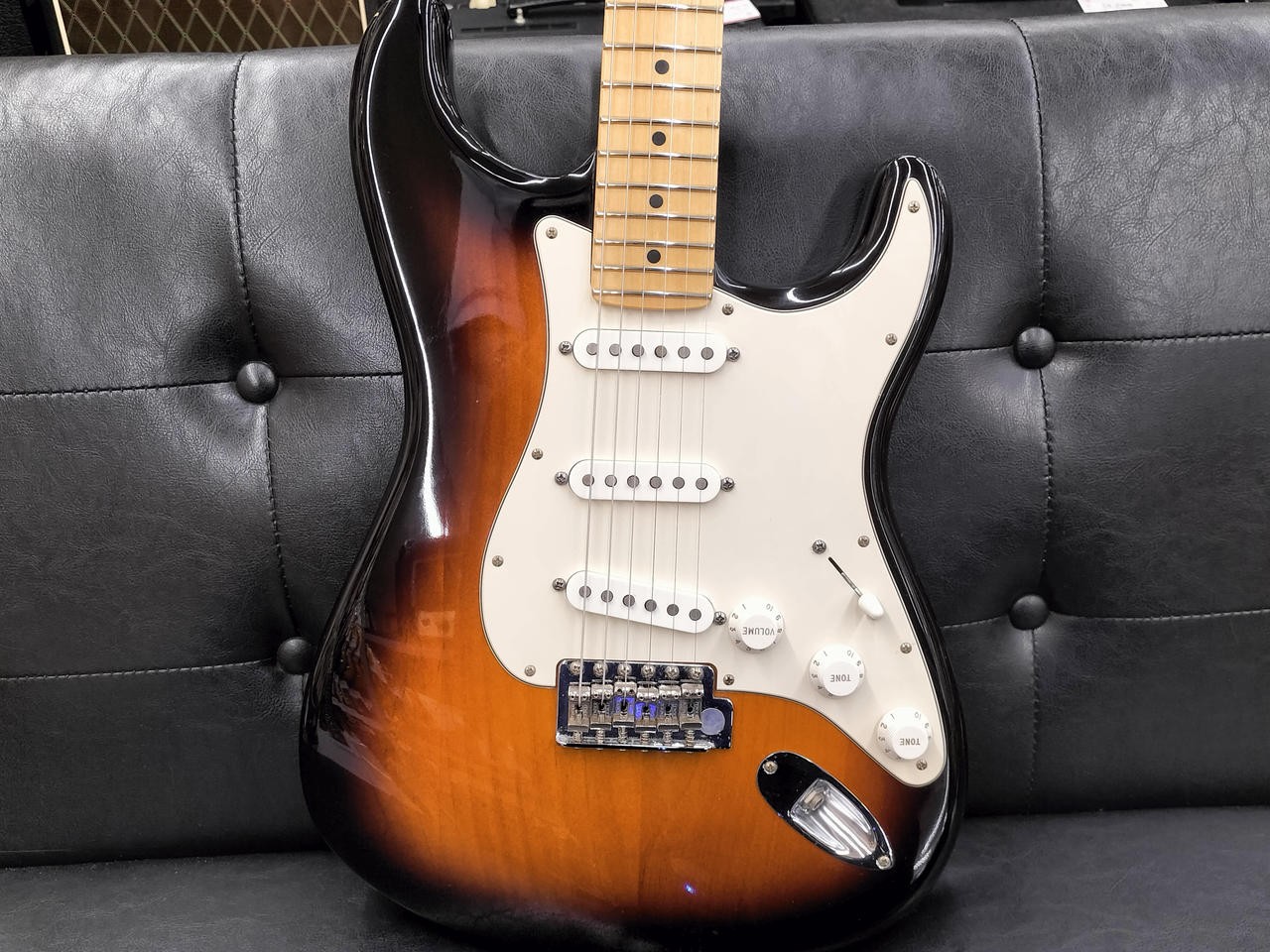 FENDER USA AMERICAN SPECIAL ST 2TS Used Electric Gutiar