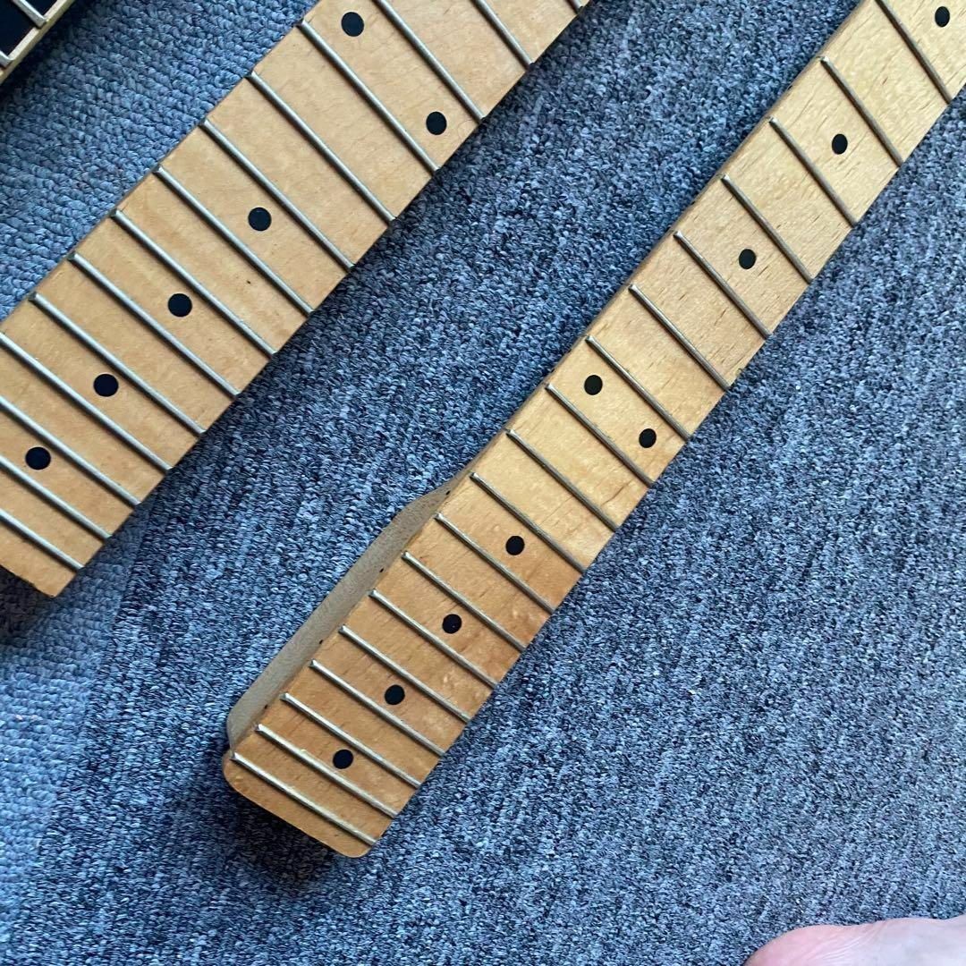 Set of 2 guitar necks