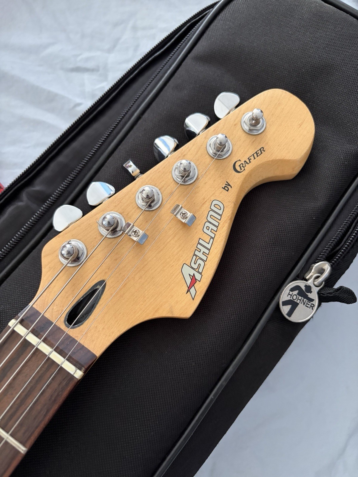 Ashland by Crafter Black & MOP Strat Style Electric Guitar UNUSED in Case & More
