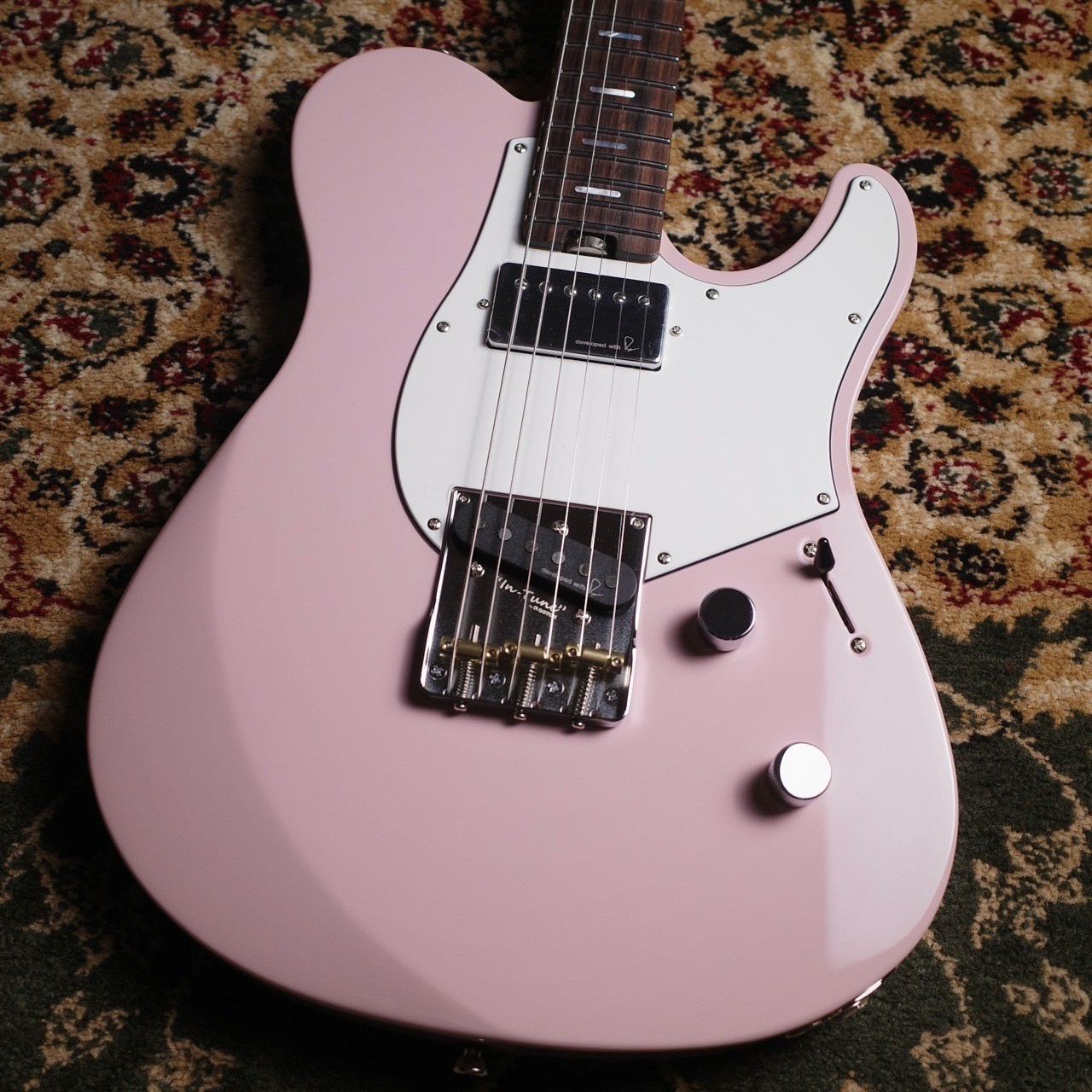 Pacifica SC Professional PACP11S Ash Pink Made in Japan 3.29kg Guitar