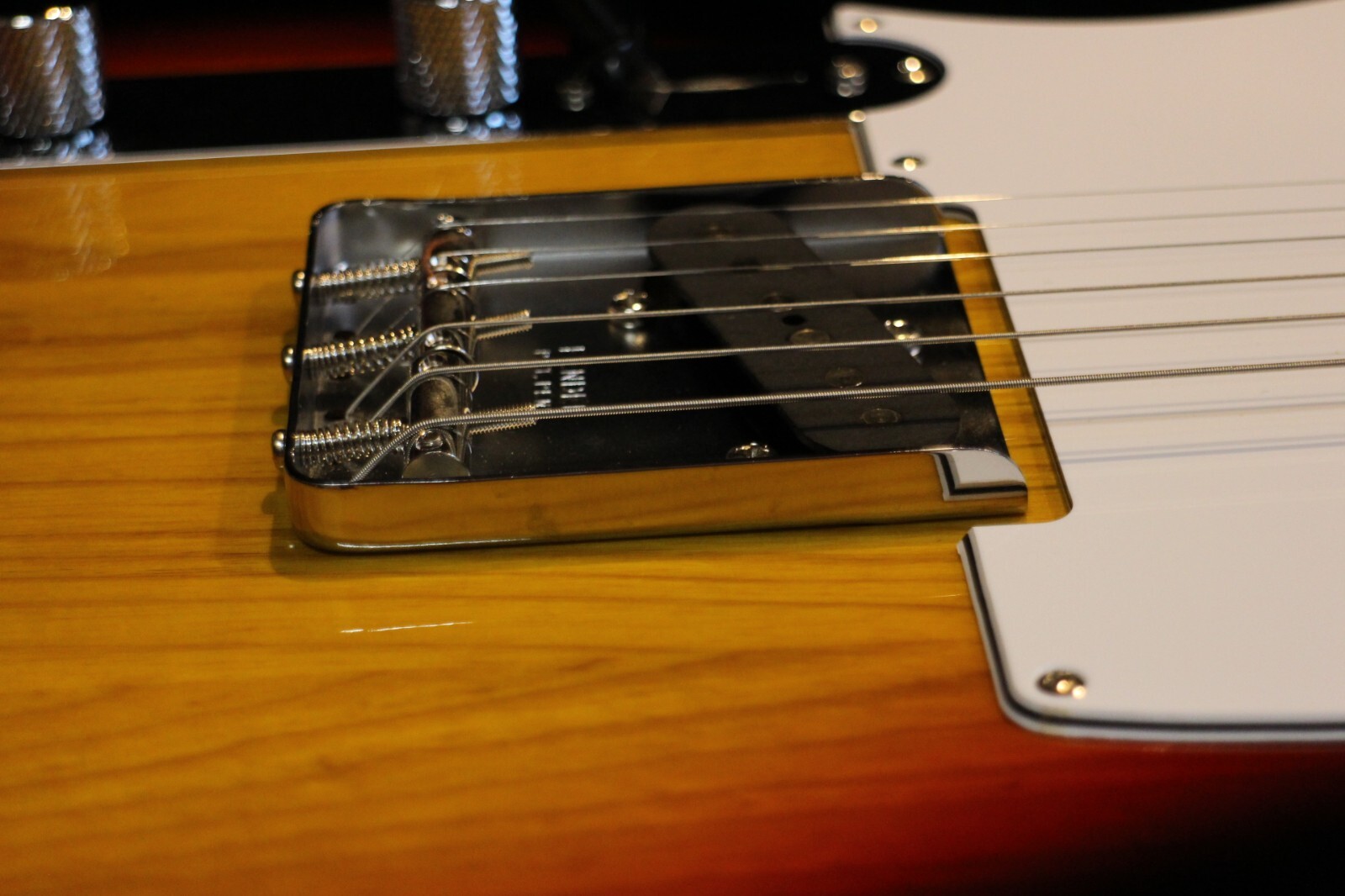 NEW Fender Japan Telecaster Tradnl 70s MN LH3TSB Left-Handed Burst GT290 230518