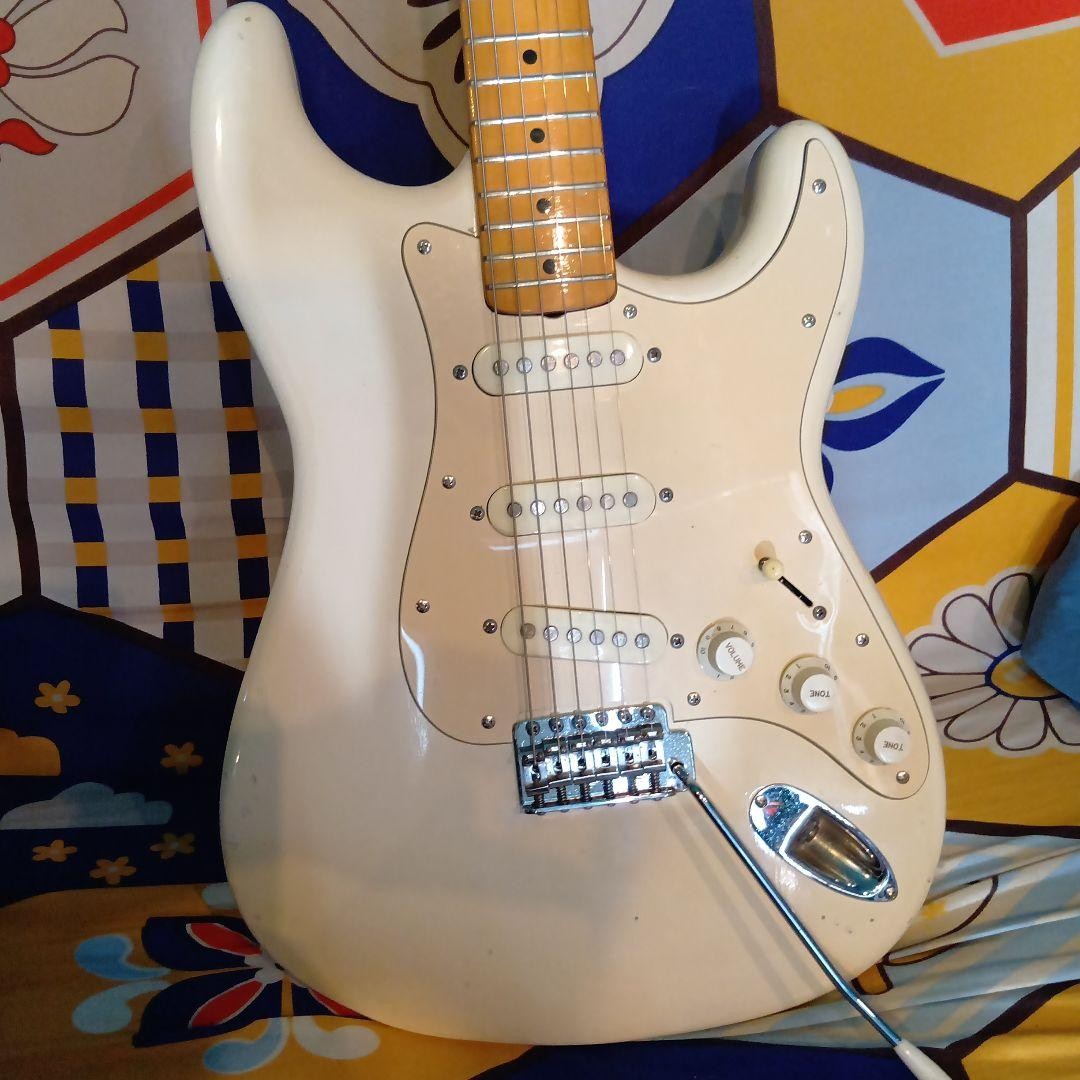 Westminster Stratocaster Type Matsumoku MIJ Vintage 1970s Electric Guitar White