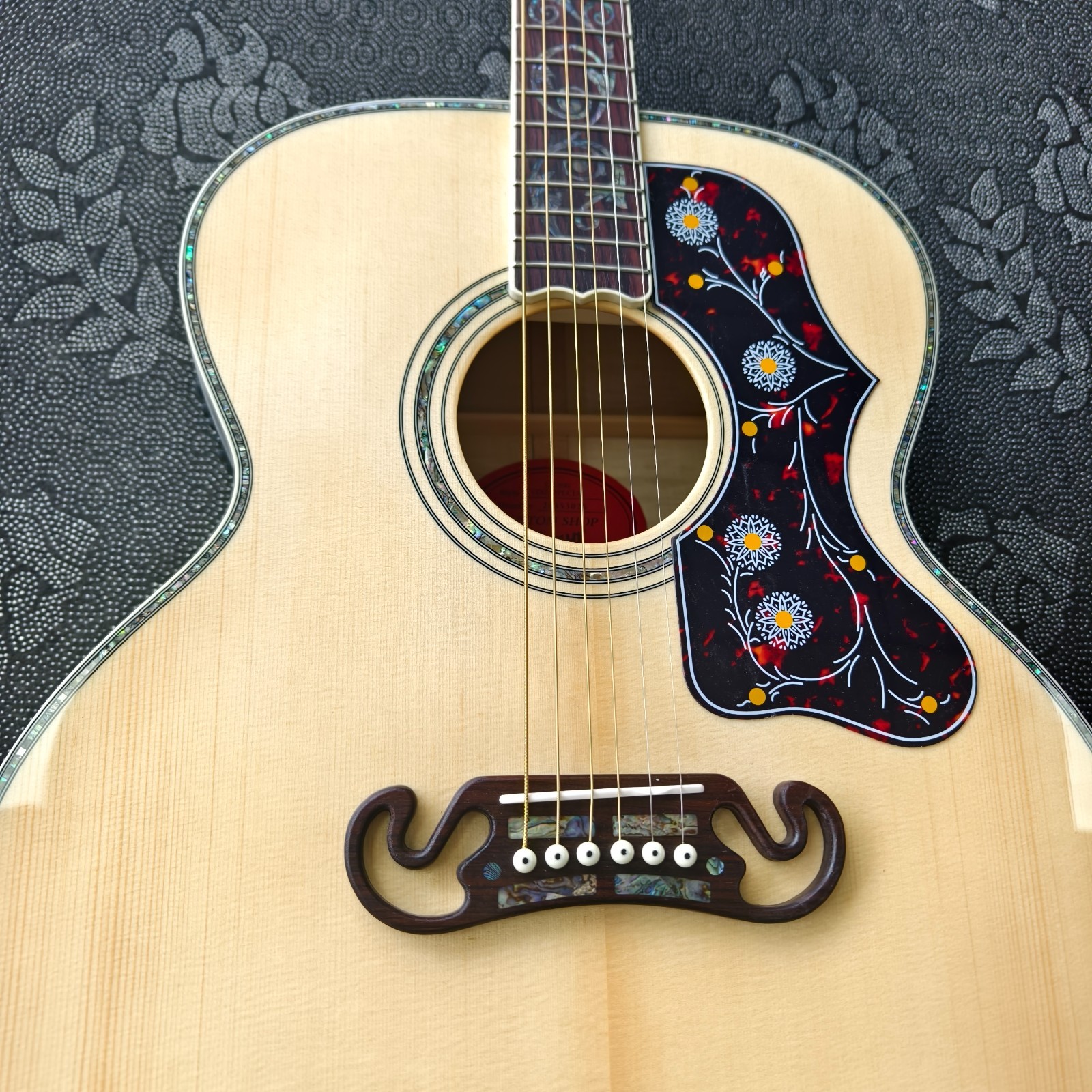 Ship US SJ-200 Vine Jumbo Acoustic Electric Guitar Solid Spruce Top Natural Fin