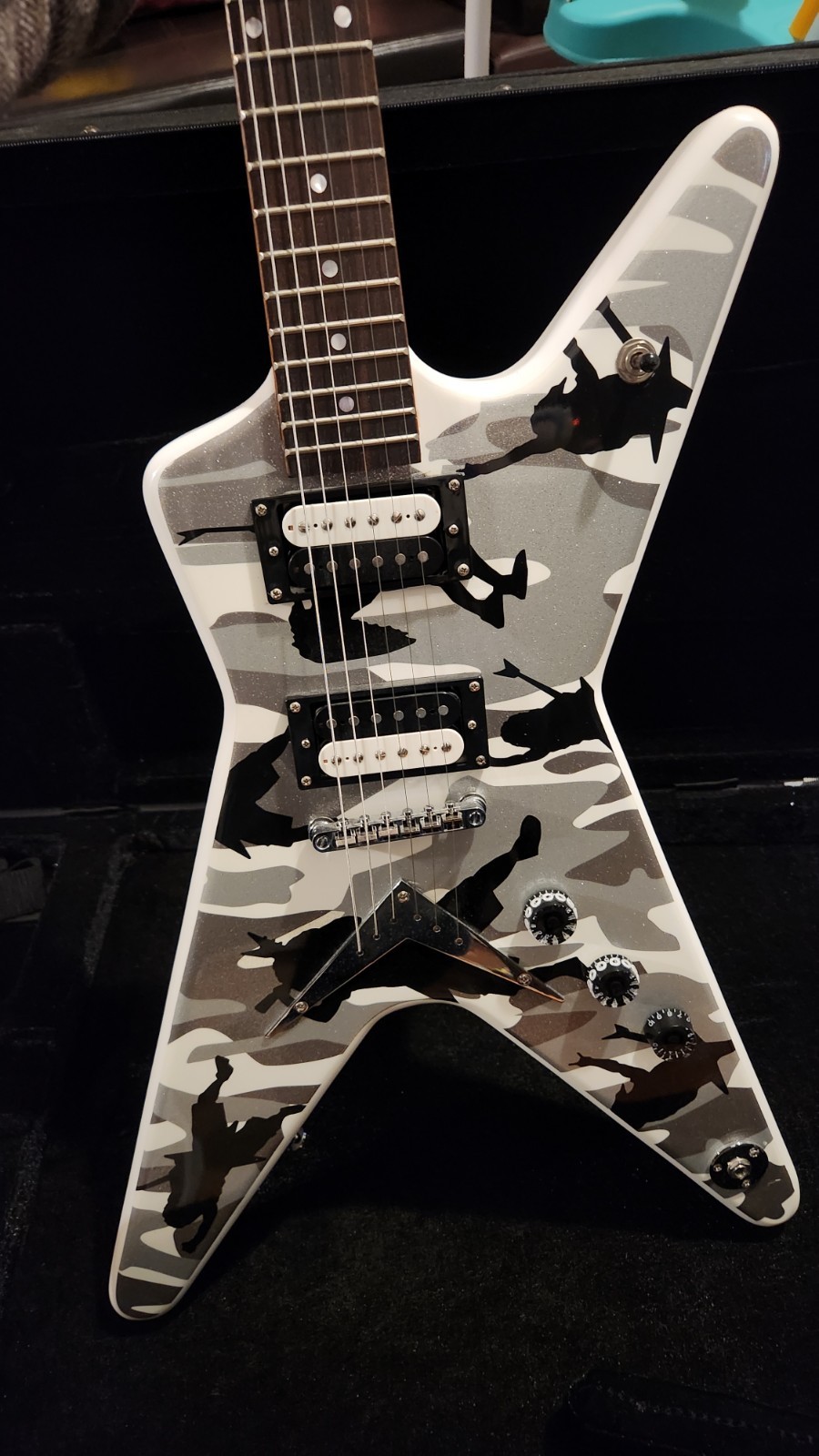 2007 Dean Dimebag Darrell Signature Dime-O-Flage ML Dime Pantera guitar