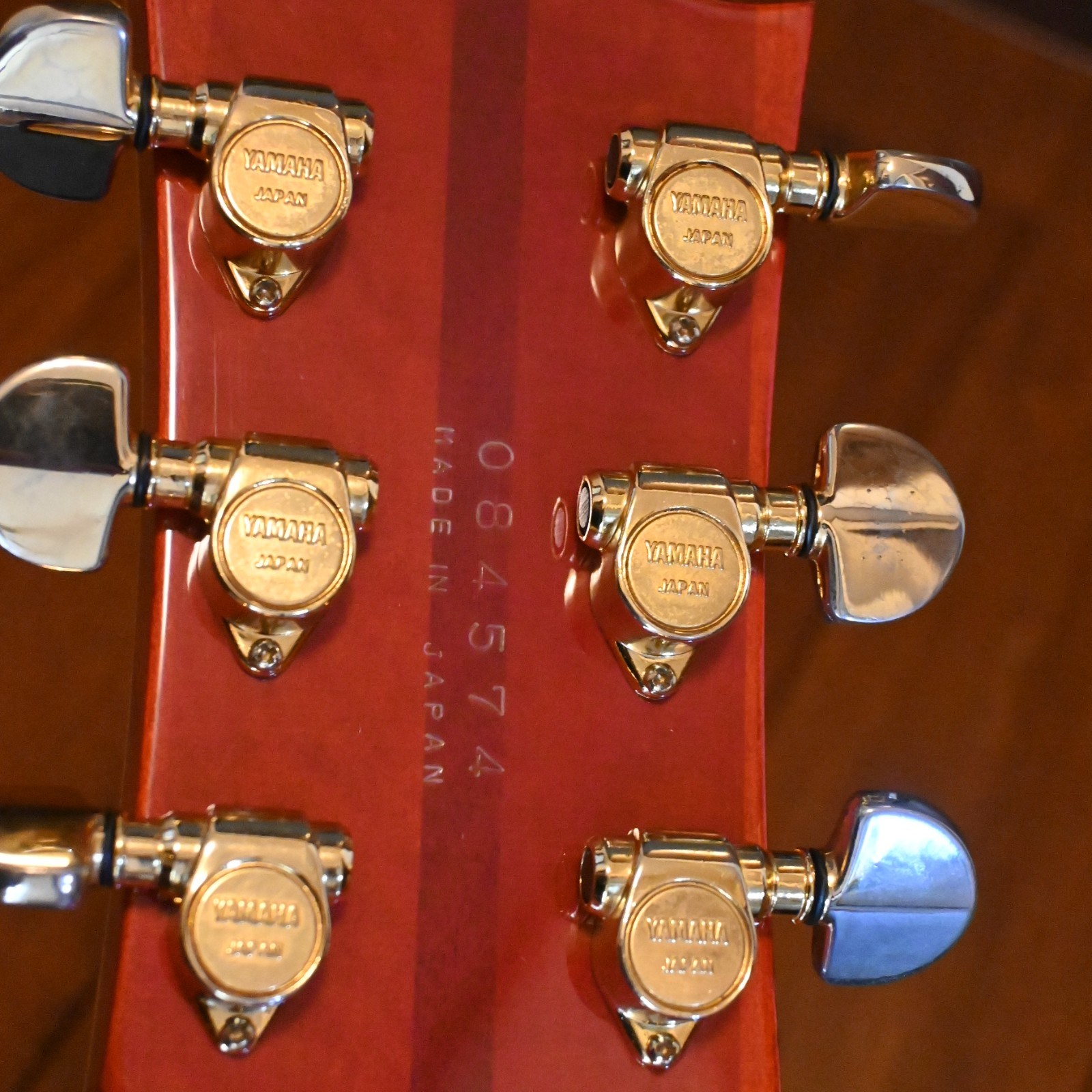 1982 Vintage YAMAHA SG1500 Persimmon Red + Genuine Yamaha Soft Case (G292)