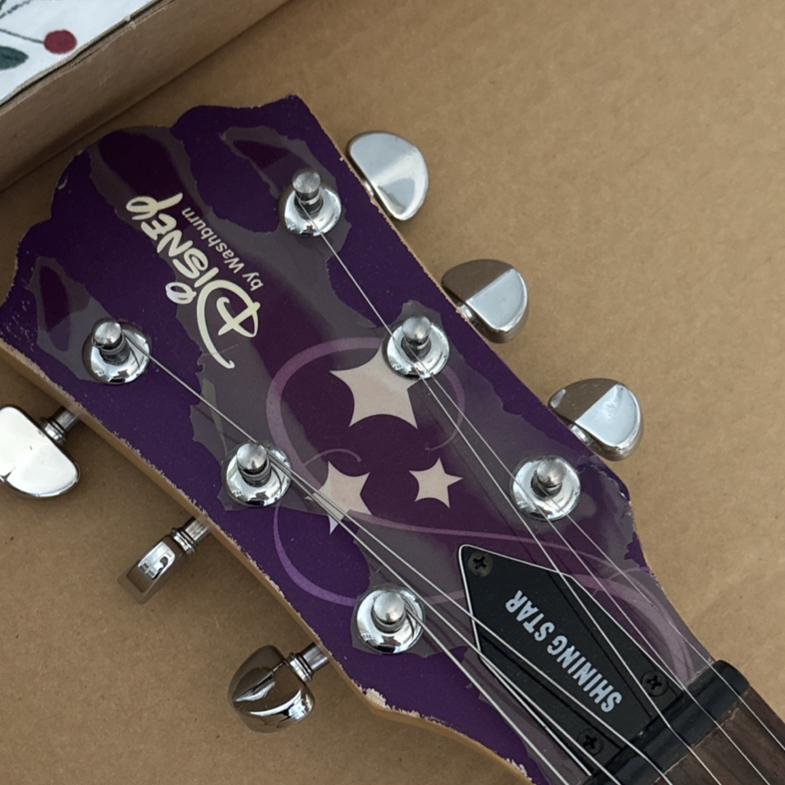 Disney Hannah Montana Electric Guitar Purple 3/4 Solid Body 6 String Rosewood
