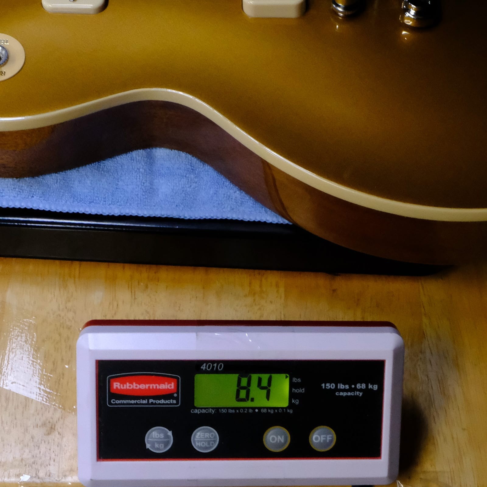 Gibson 70s Les Paul Deluxe 2024 – Goldtop – Pleked, w/OHSC