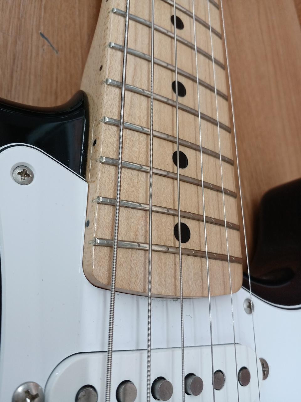 FENDER JAPAN ST72-58US 1972 specification large head strat