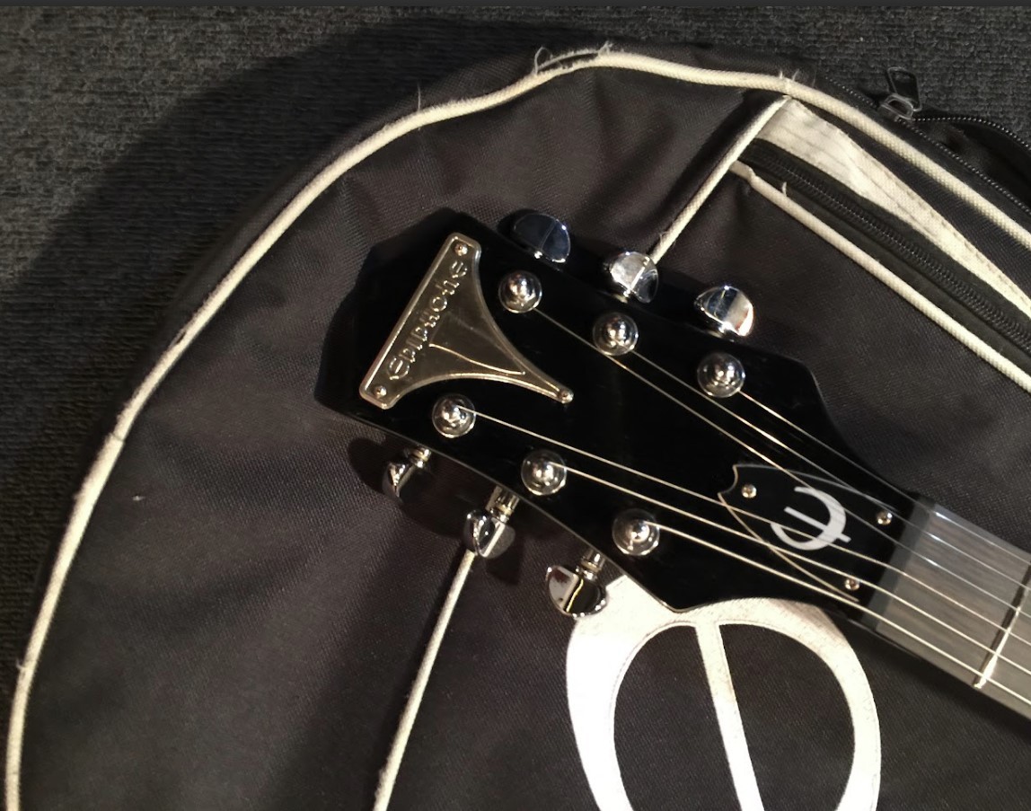 Acoustic Electric Guitar Epiphone HELL KAT Laminated Maple Body S/N U05102174