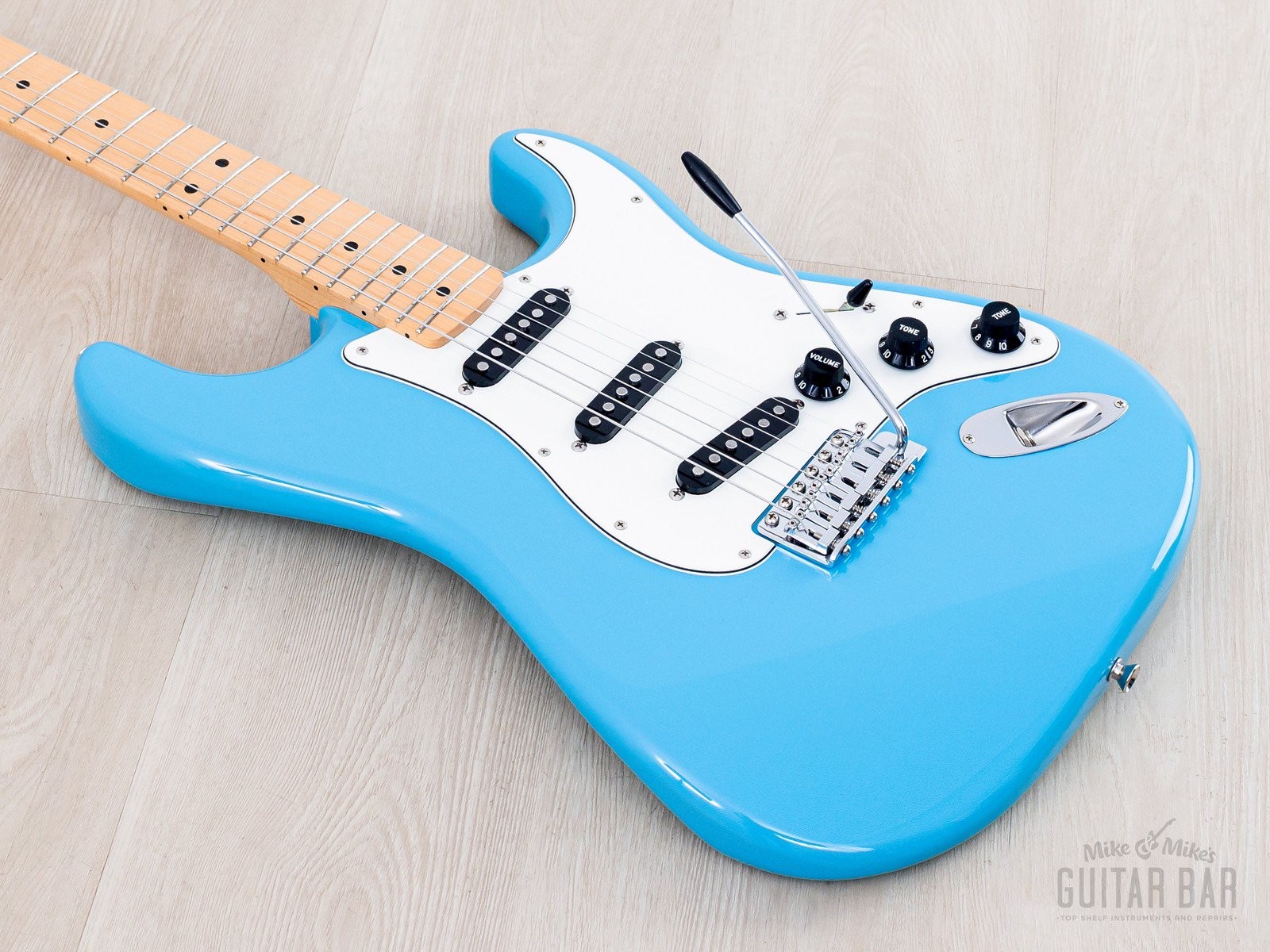 2022 Fender Japan Limited International Color Series Stratocaster Maui Blue