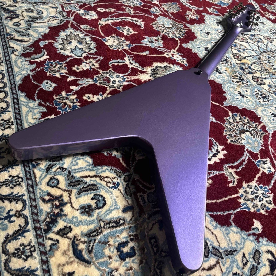 Epiphone Kirk Hammett Metallica 1979 Flying V Purple