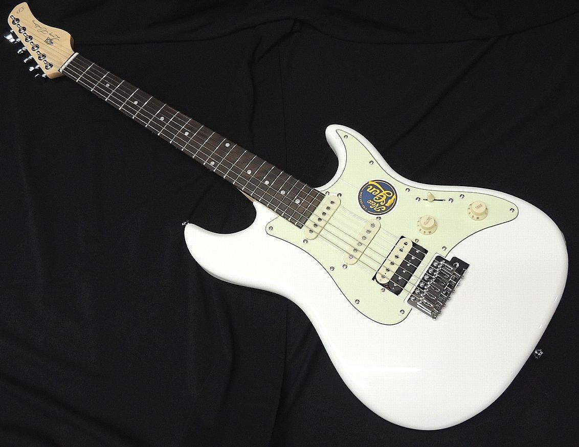 Sire Larry Carlton S1 Awh Antique White Stratocaster Electric Guitar Ssh Safe de