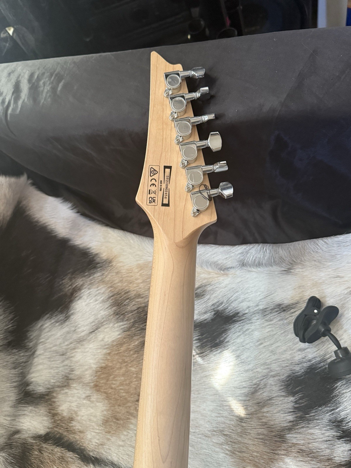 Gio Ibanez Black Electric Guitar 6 String Maple Neck