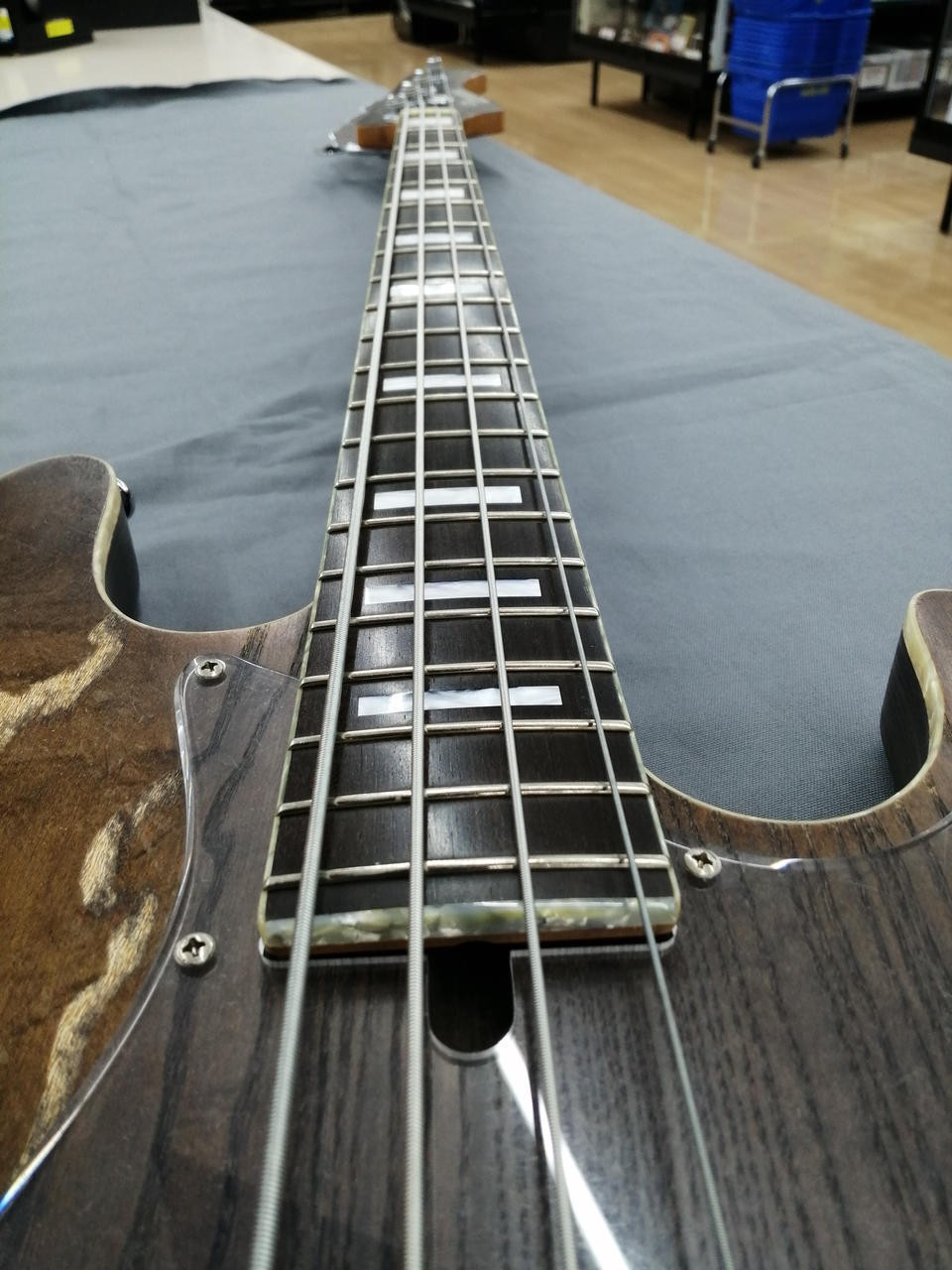 [BACCHUS] STANDARD 4 Used Ash body Maple neck Rosewood fingerboard Soft case