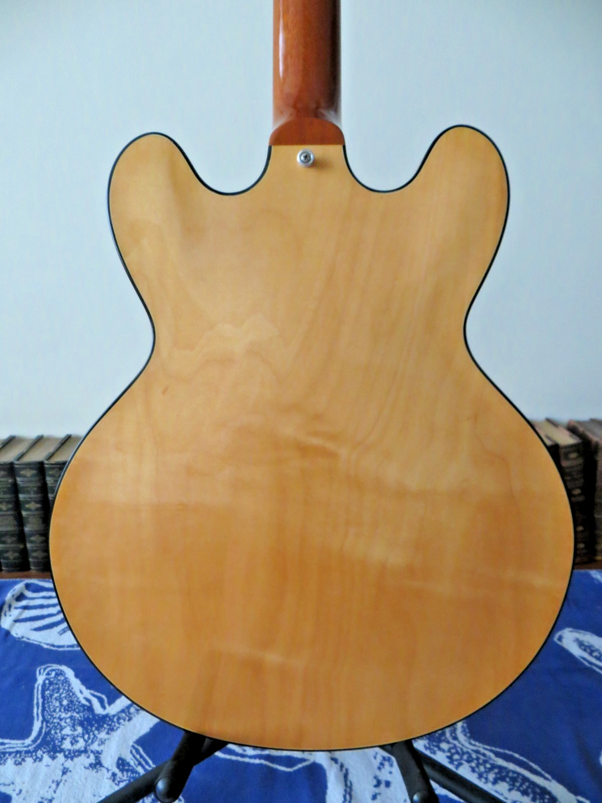 COLLECTOR’S GRADE 1999 Gibson ES-335 – FLAWLESS Natural Finish Semi-hollow ES335