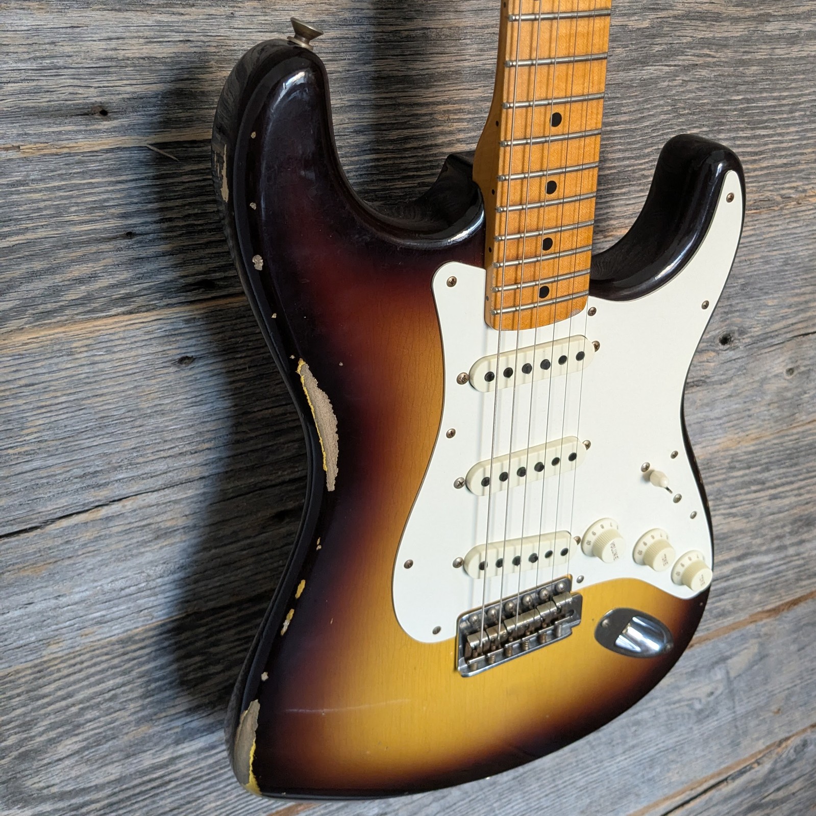 Used Fender Custom Shop 2022 Ltd Fat 50s Stratocaster – 2-Tone Sunburst w/OHSC