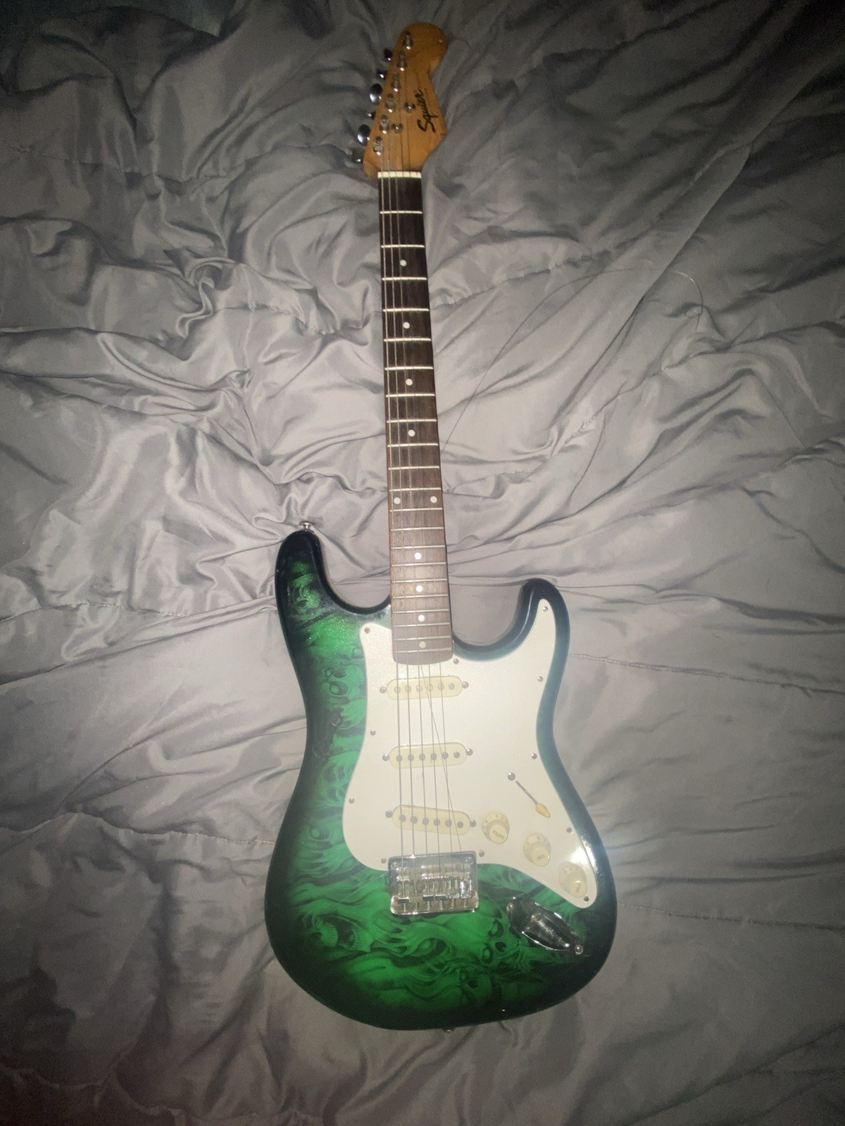 Squier Bullet Strat Electric Guitar Solid Body 6-String RH Green Graphic + Trem