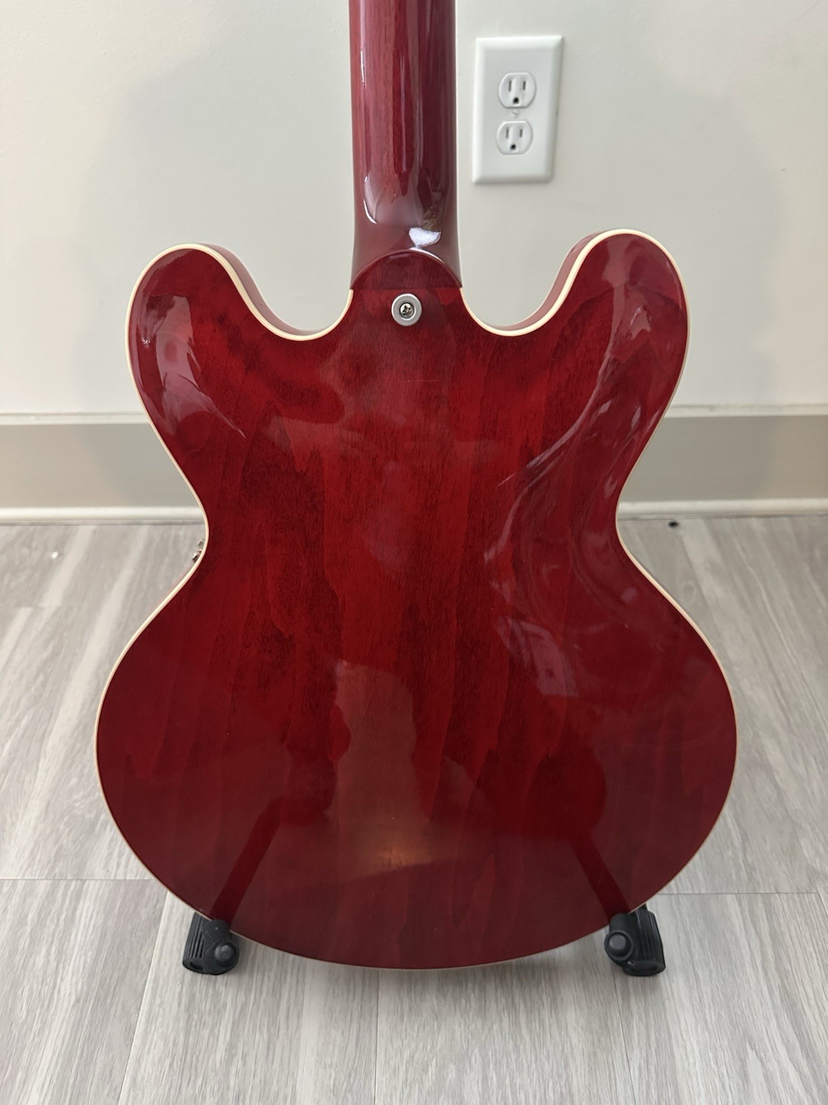 Gibson ES-335 Semi-Hollow Electric Guitar 60’s Cherry + Orange Crush 20RT Amp