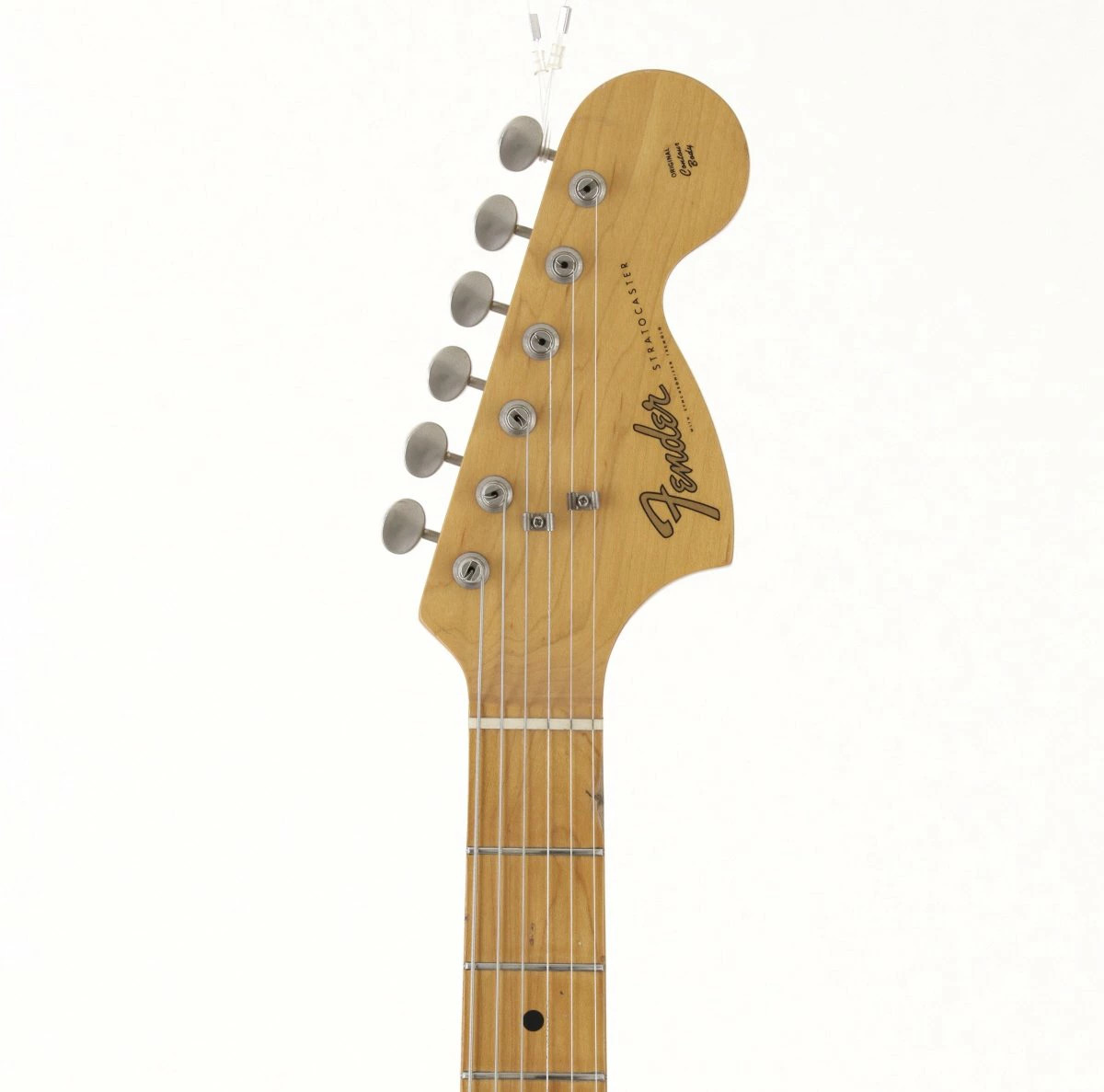 Used Fender Japan ST67-95 VWH 1993-1994 MIJ P038377 Electric Guitar