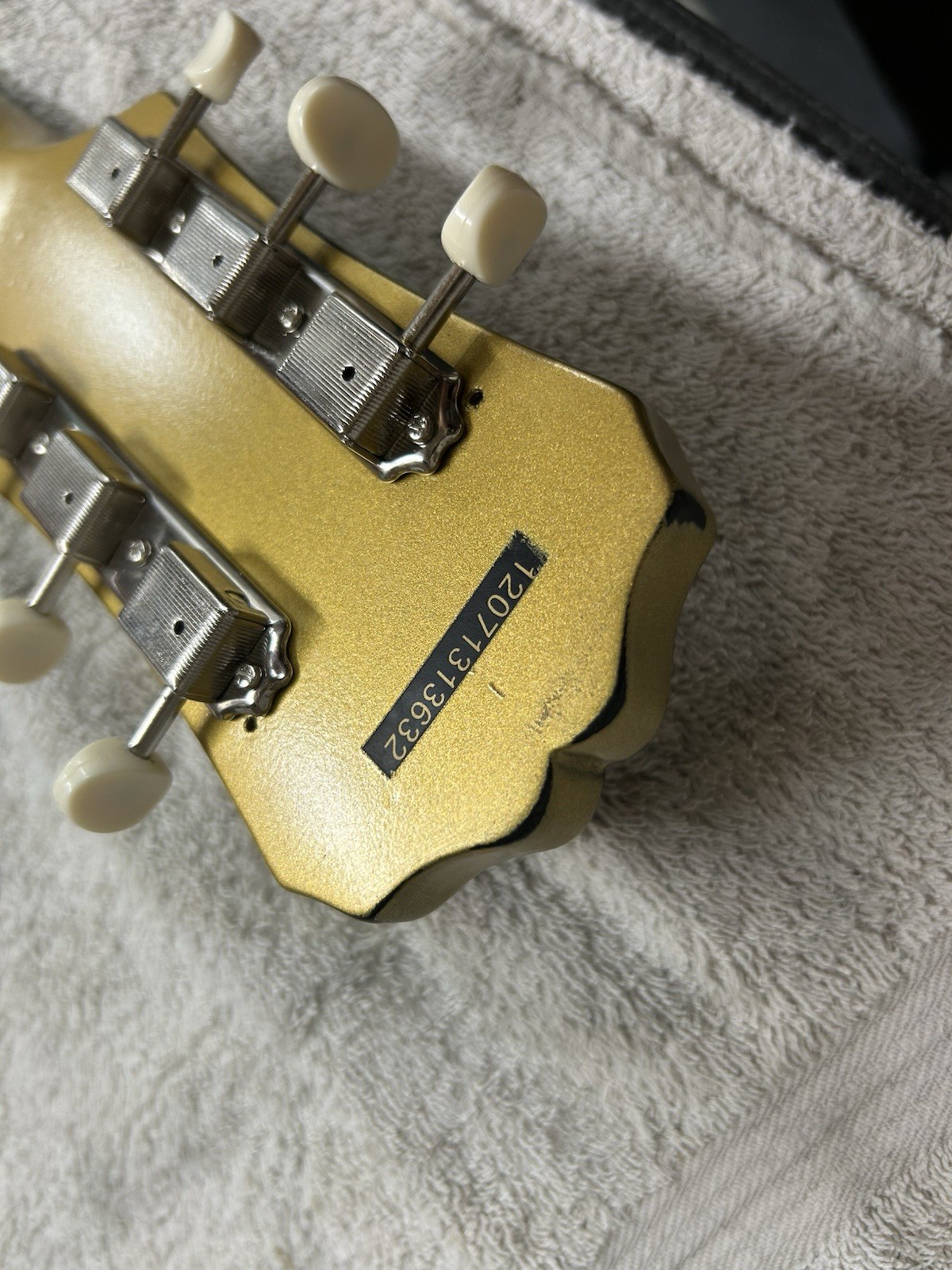 Epiphone Les Paul Junior P90 – Aztec Gold Nitro over Sunburst Road Worn