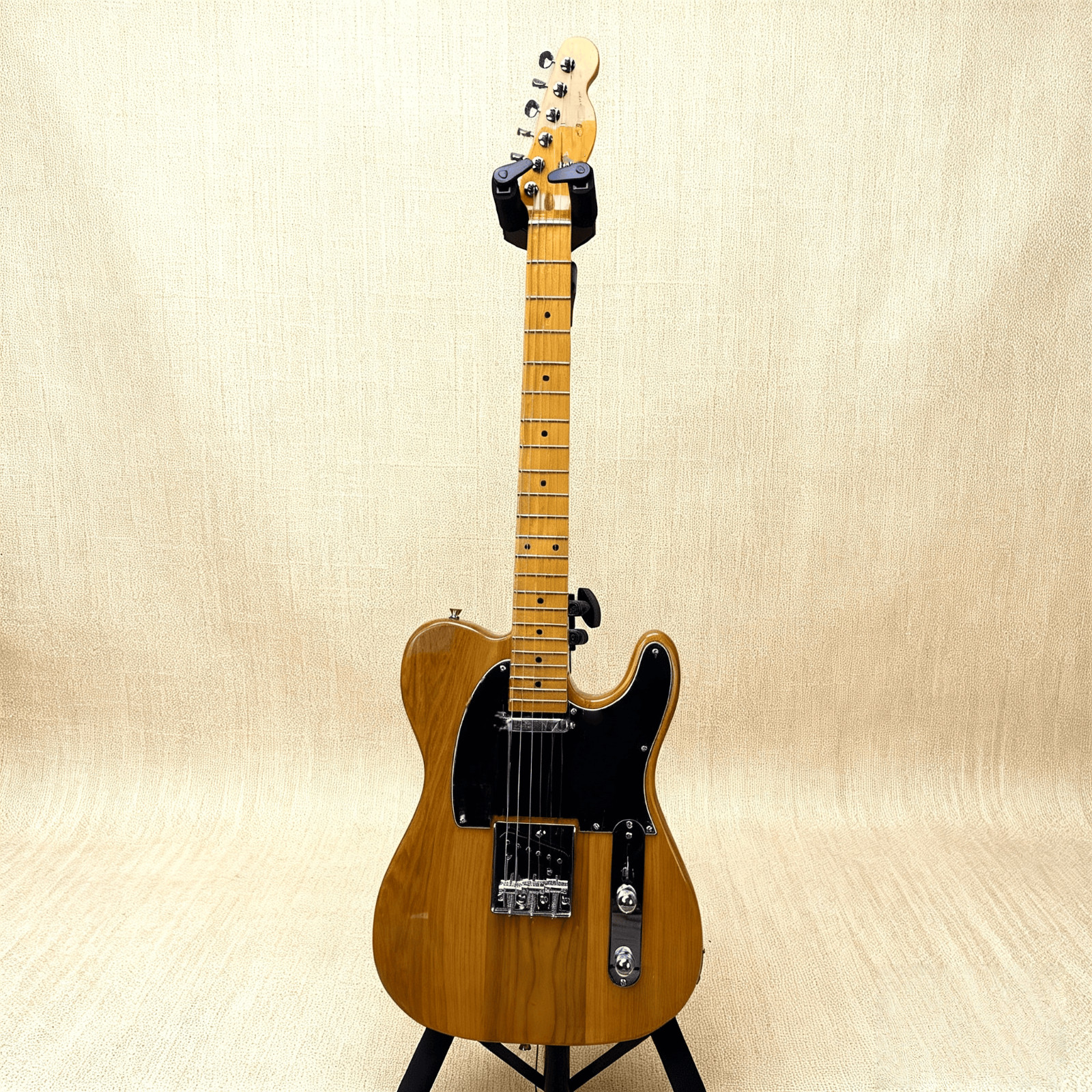 Squier Affinity Telecaster Maple Fingerboard Limited Edition Guitar Natural