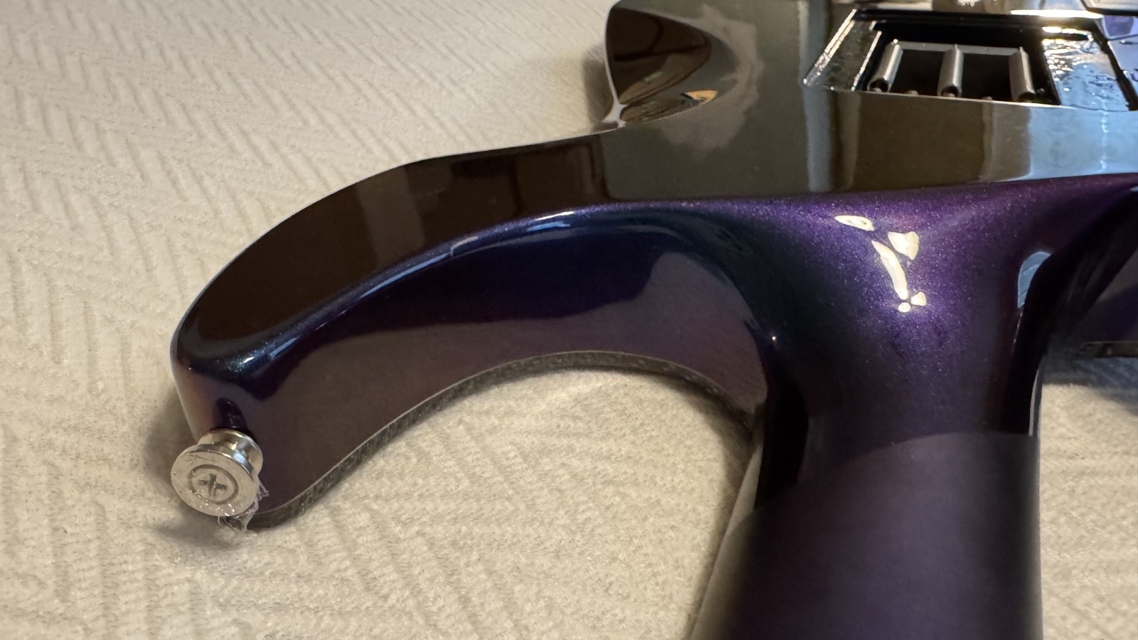 Schecter Hellraiser Hybrid | UltraViolet | NeckThru | Active EMG’sUS 57/66