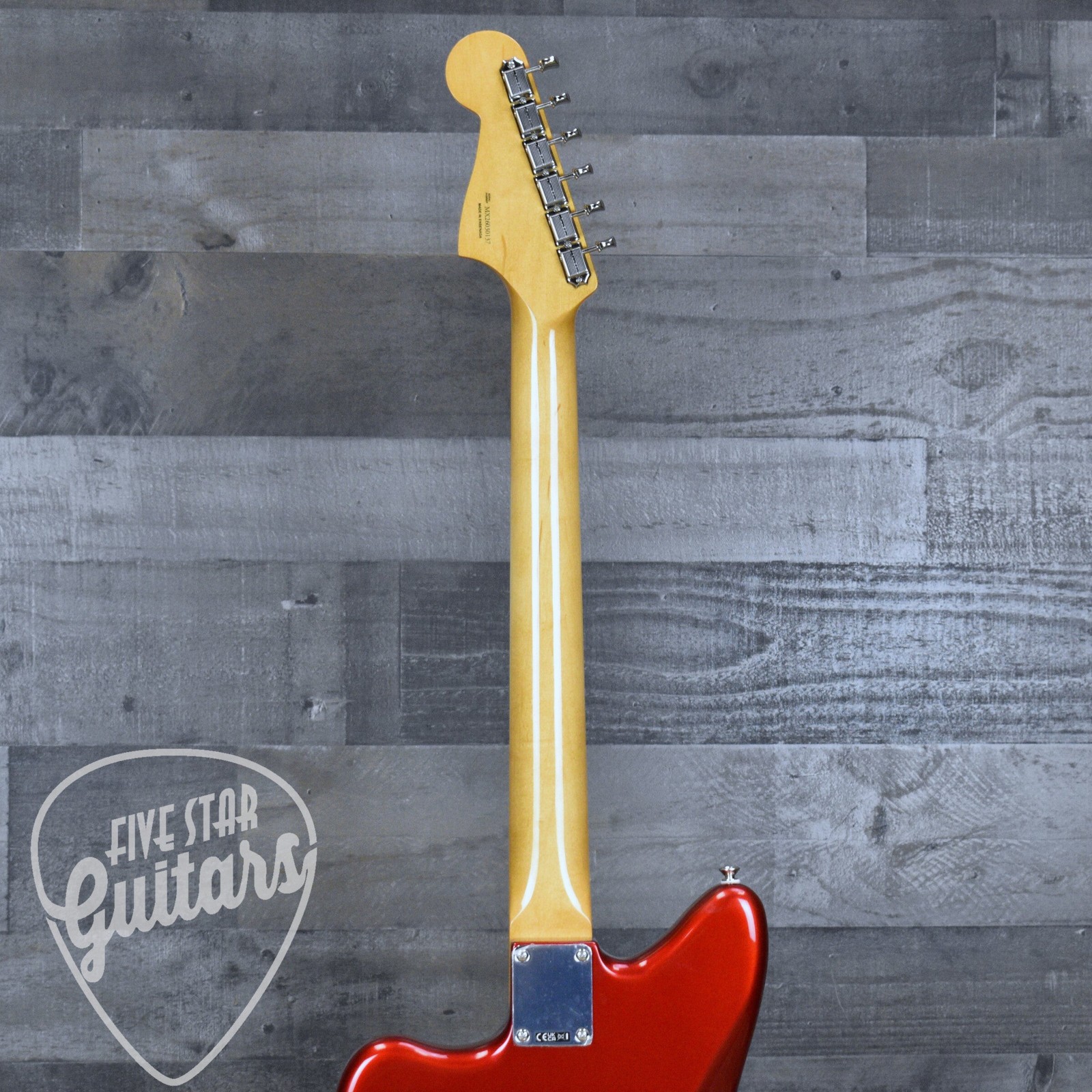 Fender Vintera III Mid 60s Jazzmaster – Candy Apple Red with Gigbag