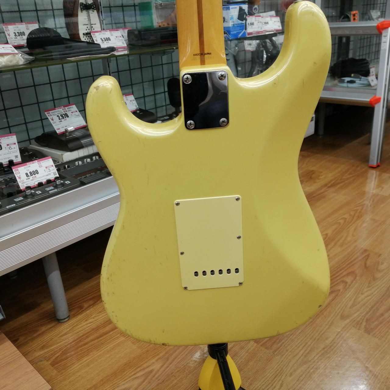 FENDER Stratocaster Type St57-140ym Used