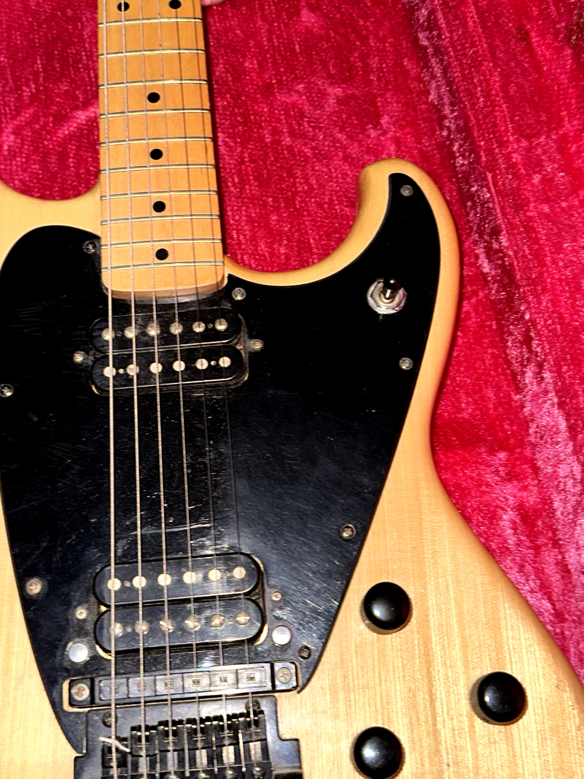 Fuji Roland Electric Guitar Synthesizer 6 String Serial #100757 CASE + OG Lyrics