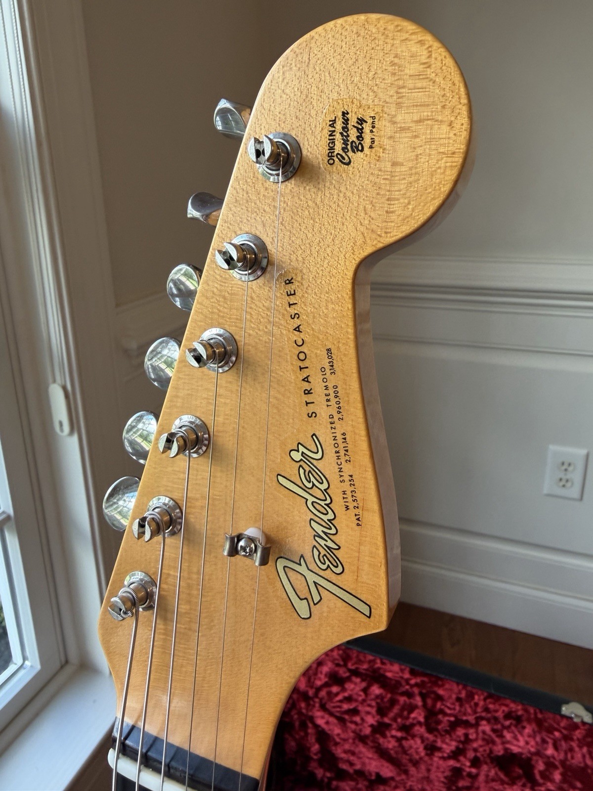 2025 Fender Custom Shop ‘65 Stratocaster W25 Journeyman – Aged Vintage White