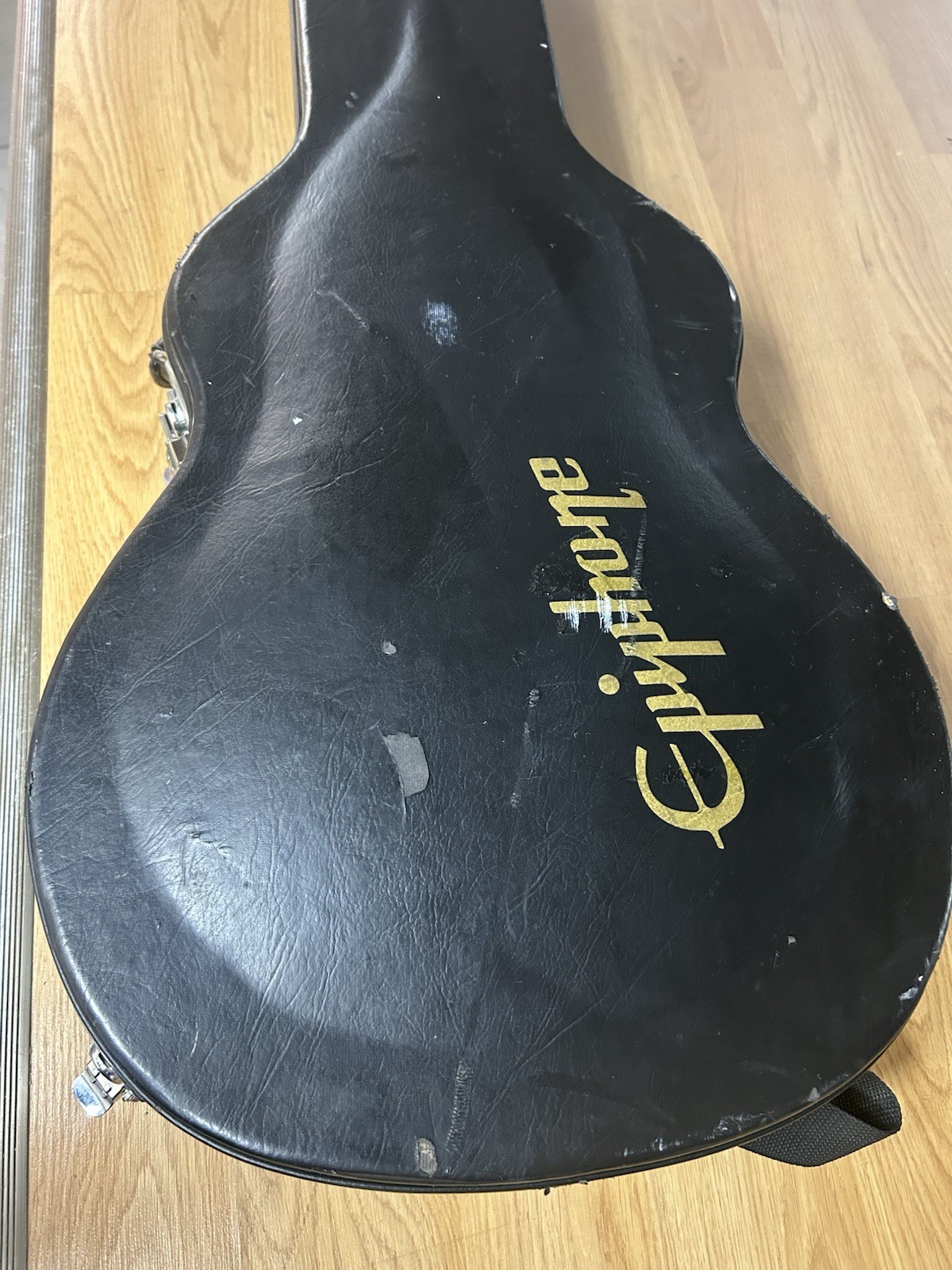 Epiphone Les Paul 100 Left Handed Heritage Cherry Sunburst Elec Guitar W/ Case