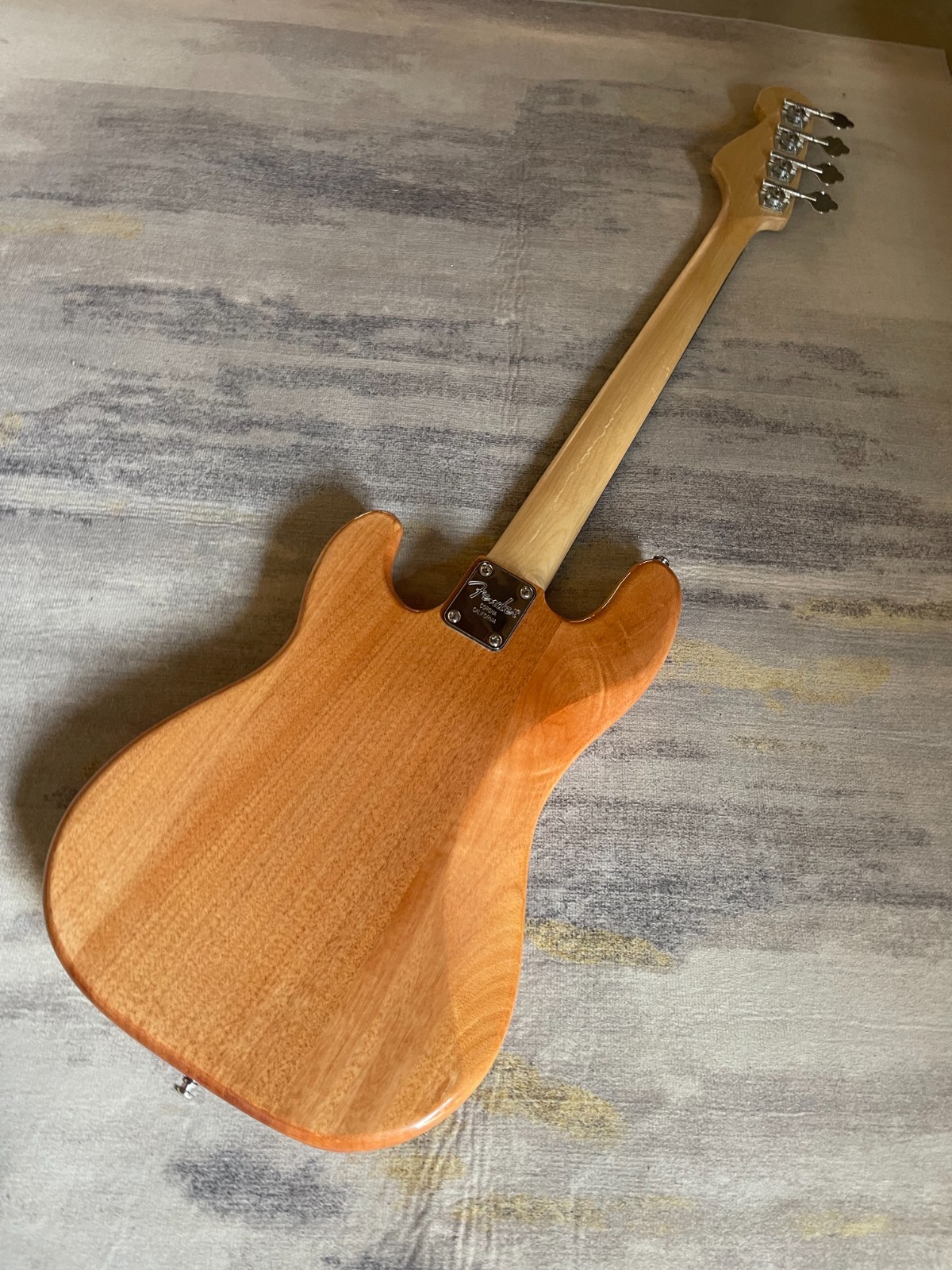 Brown P-Bass Electric guitar Mahogany Body – 20 Frets